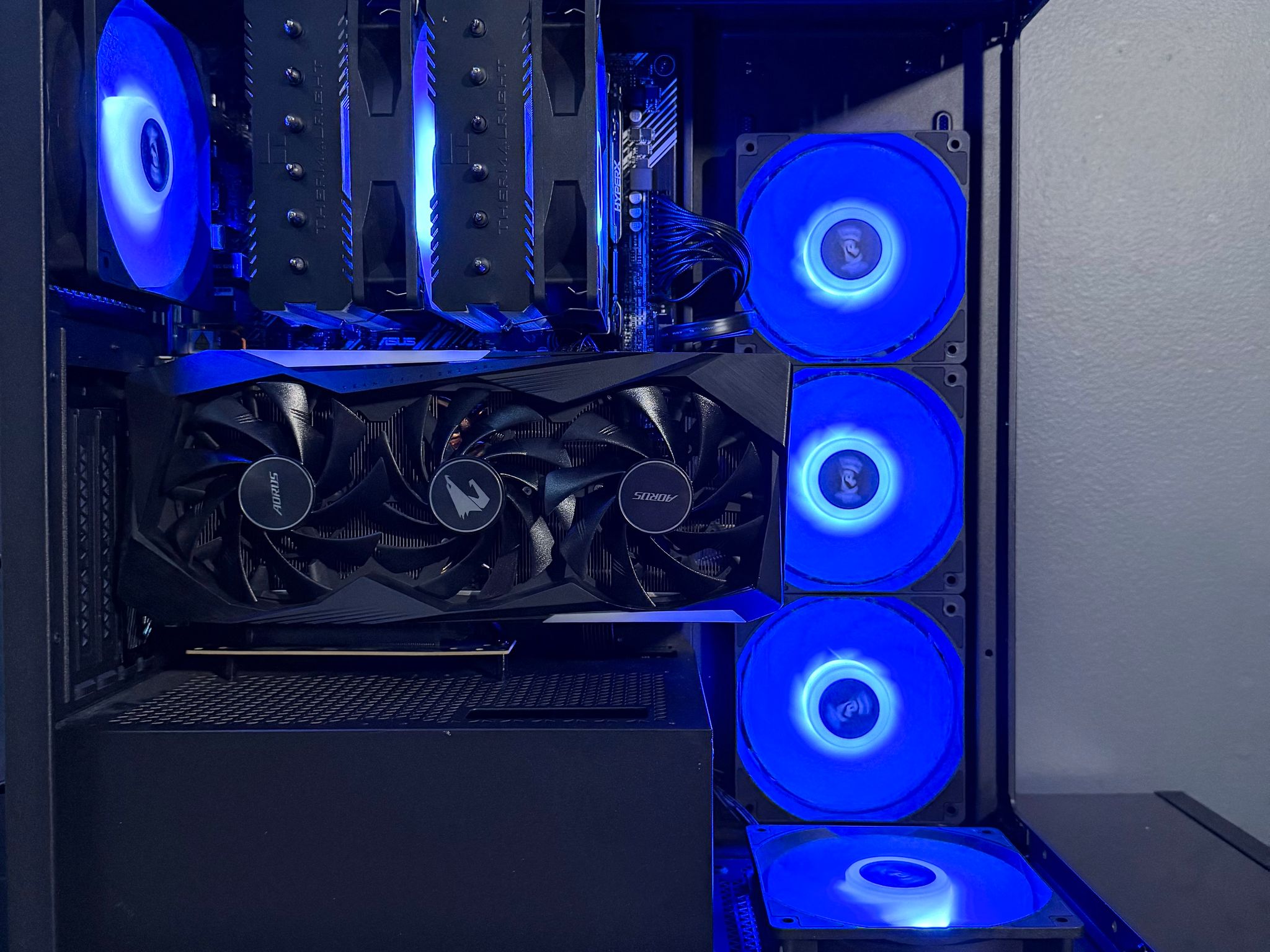 ⚡️Ryzen 5600X, RTX 3070, 32GB DDR4, 1TB SSD - Invader Gaming PC