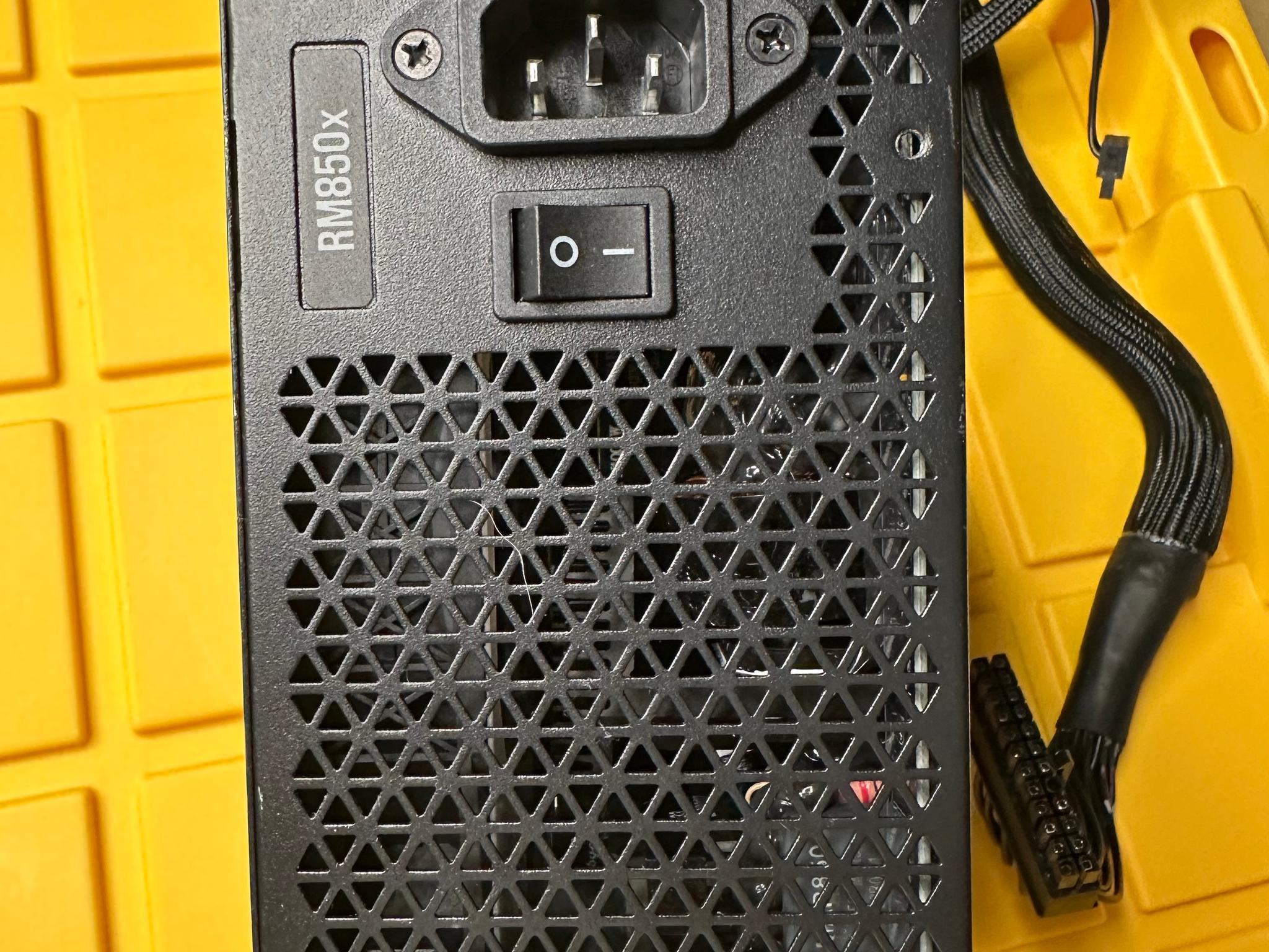 Corsair RM850x RPS0110 80 Plus Gold 850W Fully Modular Power Supply