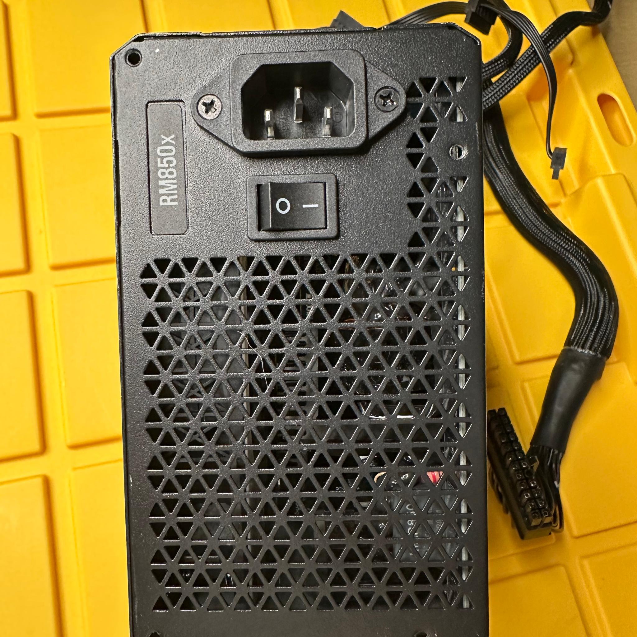 Corsair RM850x RPS0110 80 Plus Gold 850W Fully Modular Power Supply