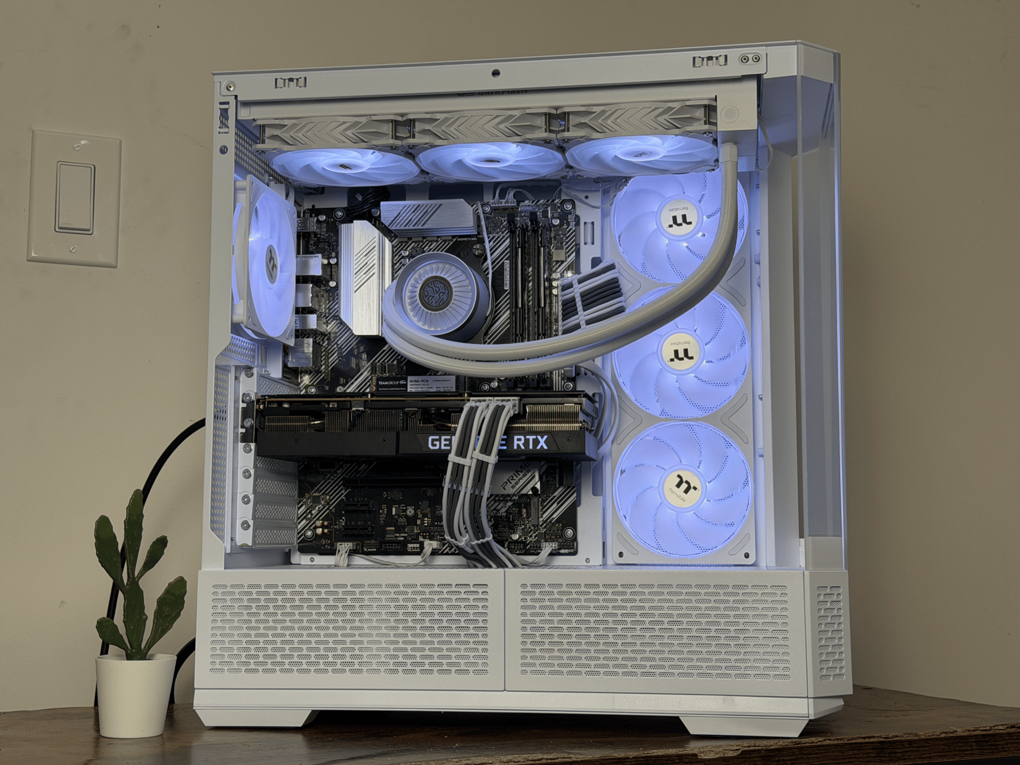 ❄️Snow❄️| RTX 3080 | RYZEN 7 5700 | 32GB RAM | 1TB NVME SSD | 1440P Gaming PC