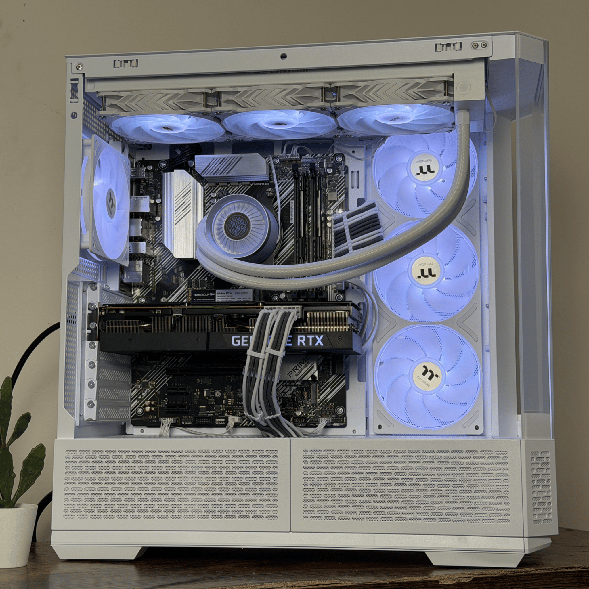 ❄️Snow❄️| RTX 3080 | RYZEN 7 5700 | 32GB RAM | 1TB NVME SSD | 1440P Gaming PC