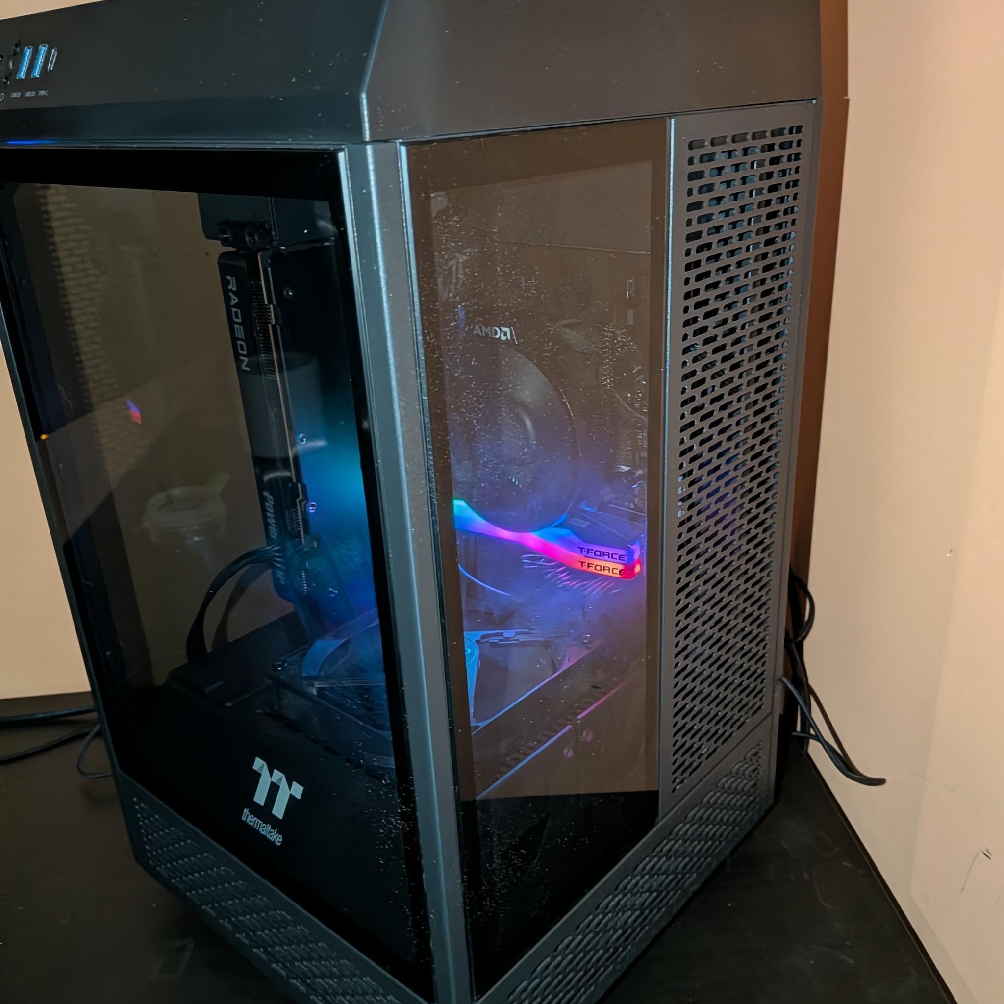 9600X | RX 9060 XT 16GB | 16GB | 1TB | 650W | ITX
