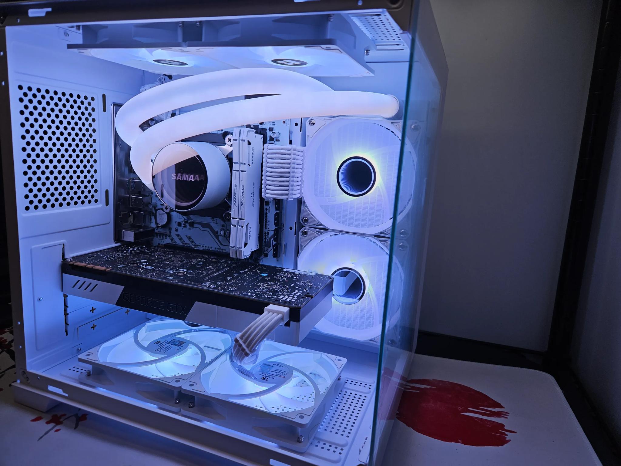 Liquid Cooled Arctic Rig  Ryzen 5 / 32GB DDR4 / 1TB SSD / GTX 1070 TI