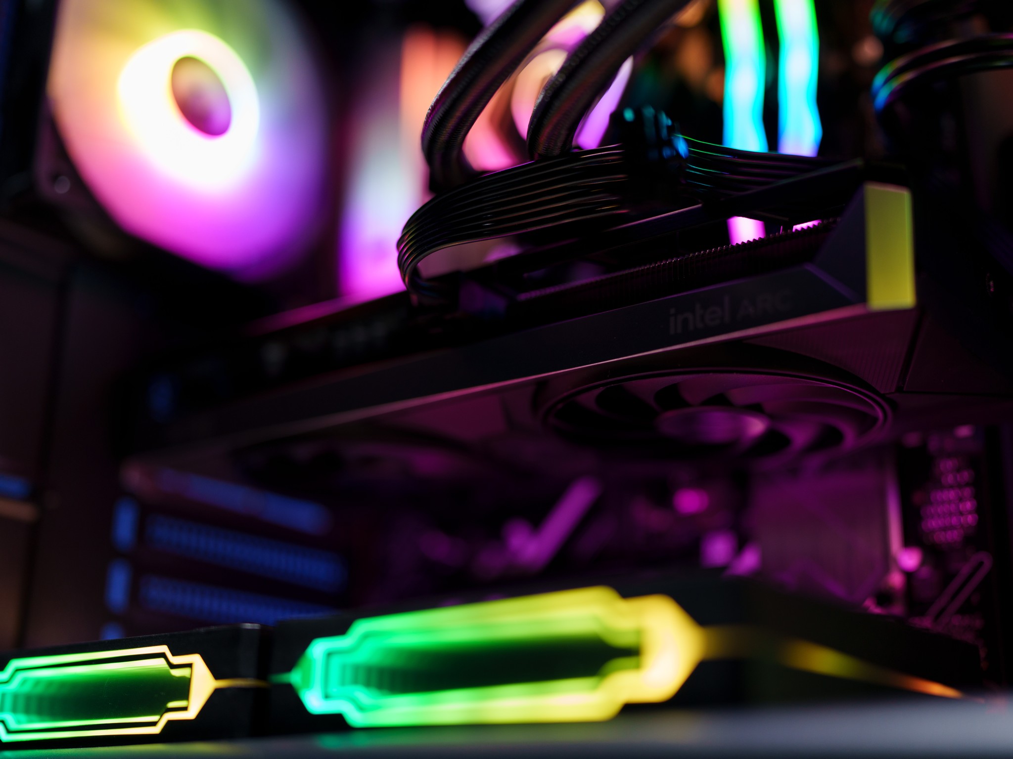 Ryzen 5 + Intel Arc B580 Gaming PC | Ryzen 5 7600x | B580 | 16GB DDR5 | 1TB Samsung m.2 | Free Game