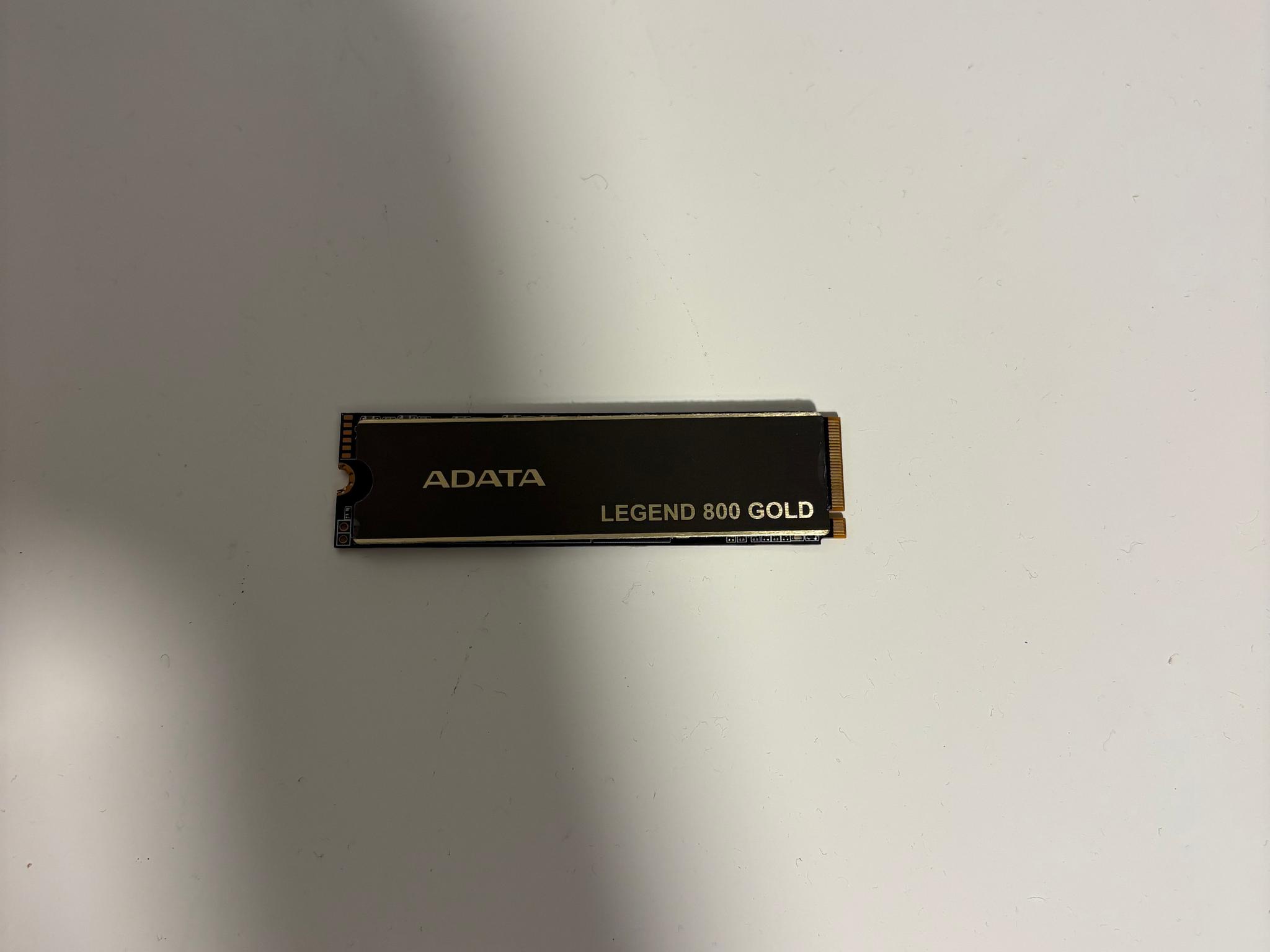 ADATA LEGEND 800 Gold 2TB PCIe 4.0x4 M.2 SSD