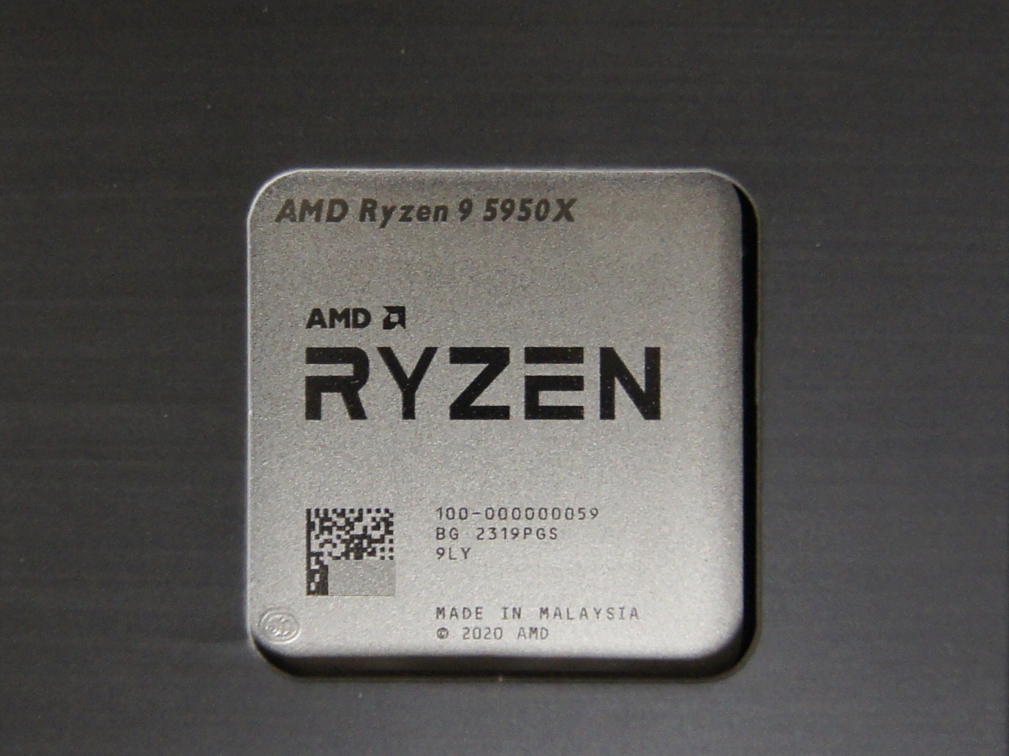 AMD Ryzen 9 5950X 16-Core, 32-Thread Unlocked Desktop Processor