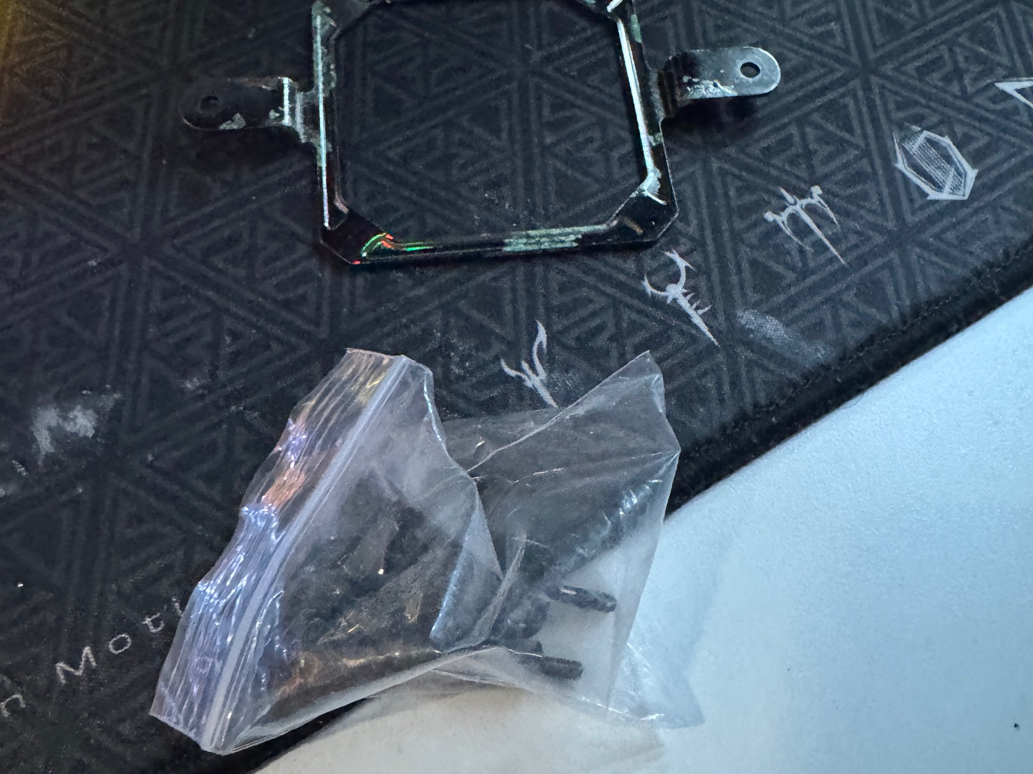 Corsair AM4 mounting hardware