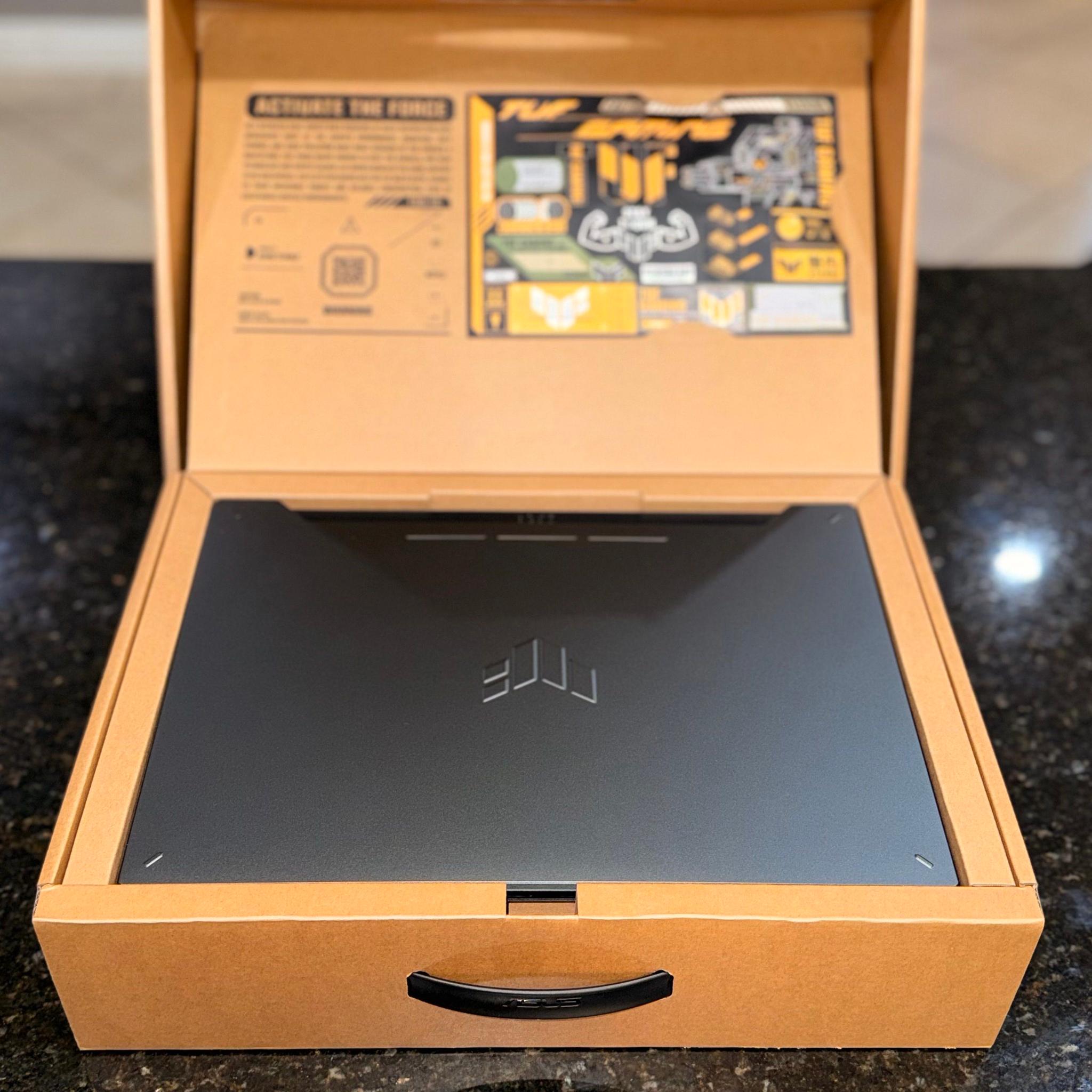 RTX 4070 | 2TB NVMe | 14 CORE CPU | ASUS GAMING LAPTOP | Thunderbolt 4 Port