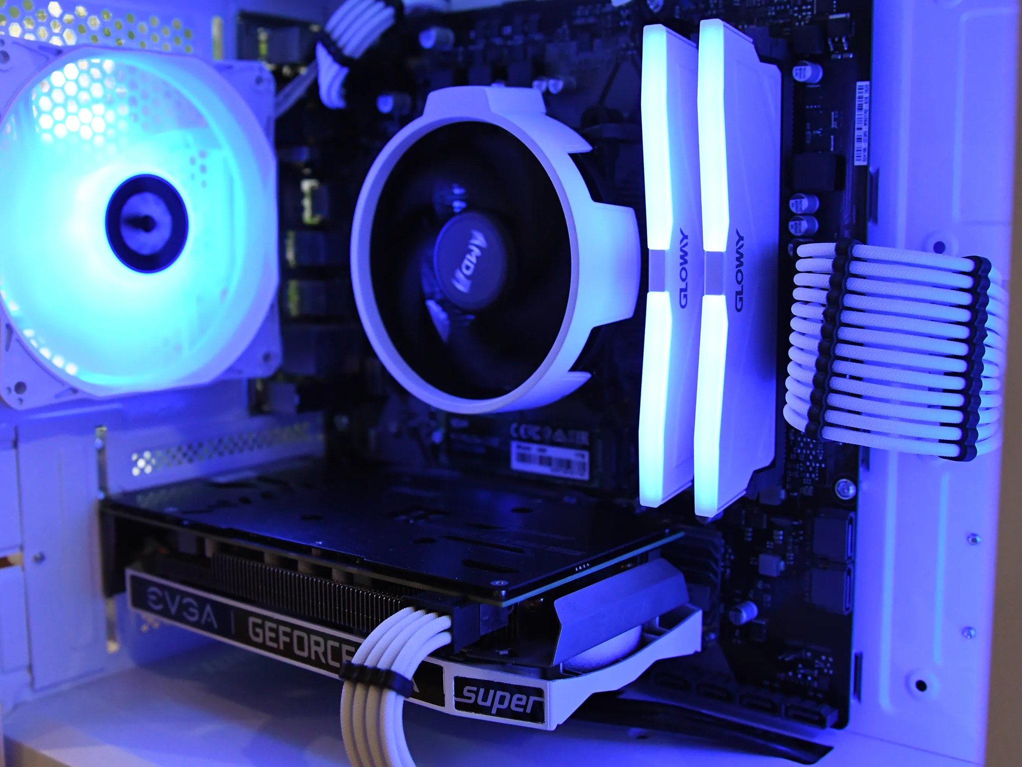 🔵⚪ Ryzen 5 3600 | GTX 1660 Super SC | 16GB 3600MHz CL18 - White and Blue Gaming PC