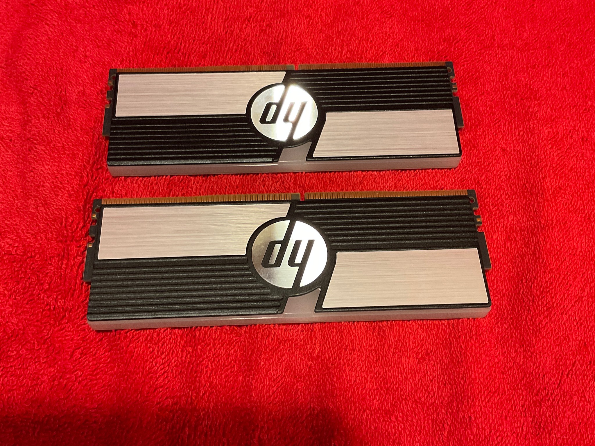 HP V10 DDR4 RGB 3600MHz 32GB (2 X 16GB) CL14-15-15-35