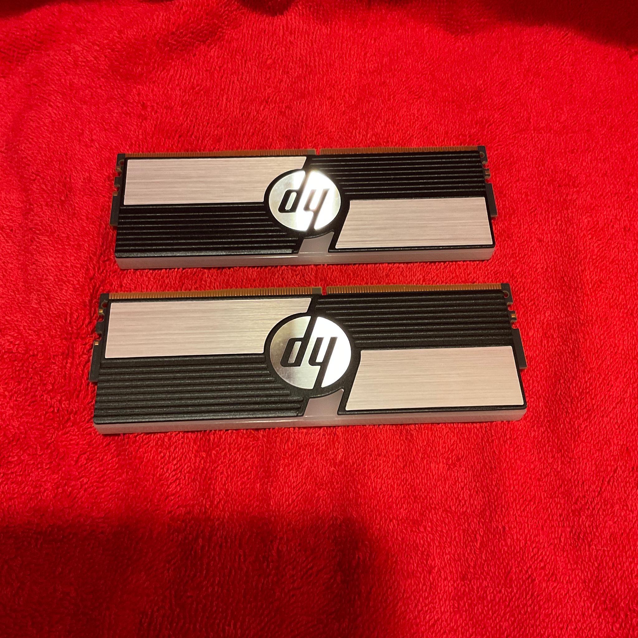 HP V10 DDR4 RGB 3600MHz 32GB (2 X 16GB) CL14-15-15-35