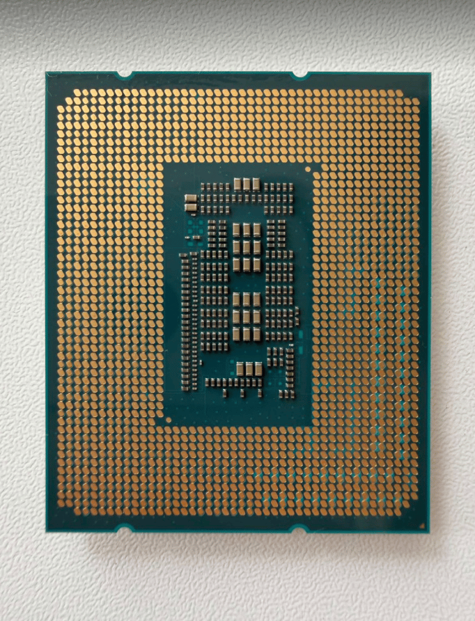 Intel Core i7-12700K 12-Core LGA1700 3.6GHz CPU Processor SRL4N - No box