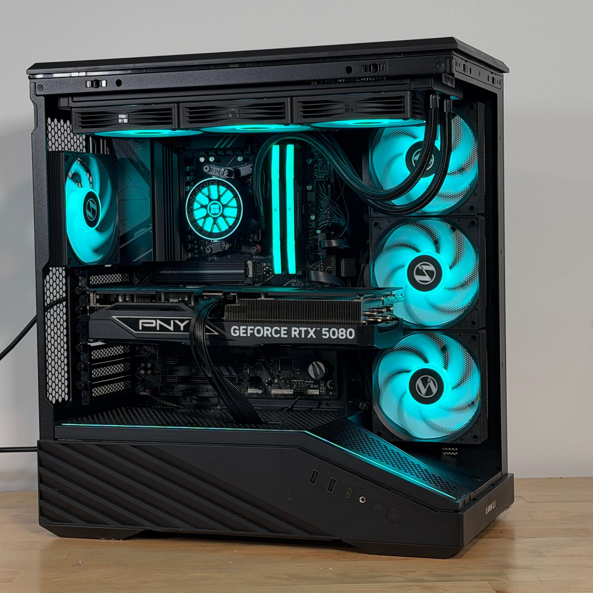 GeForce RTX 5080 - Ryzen 7 9800X3D Gaming PC