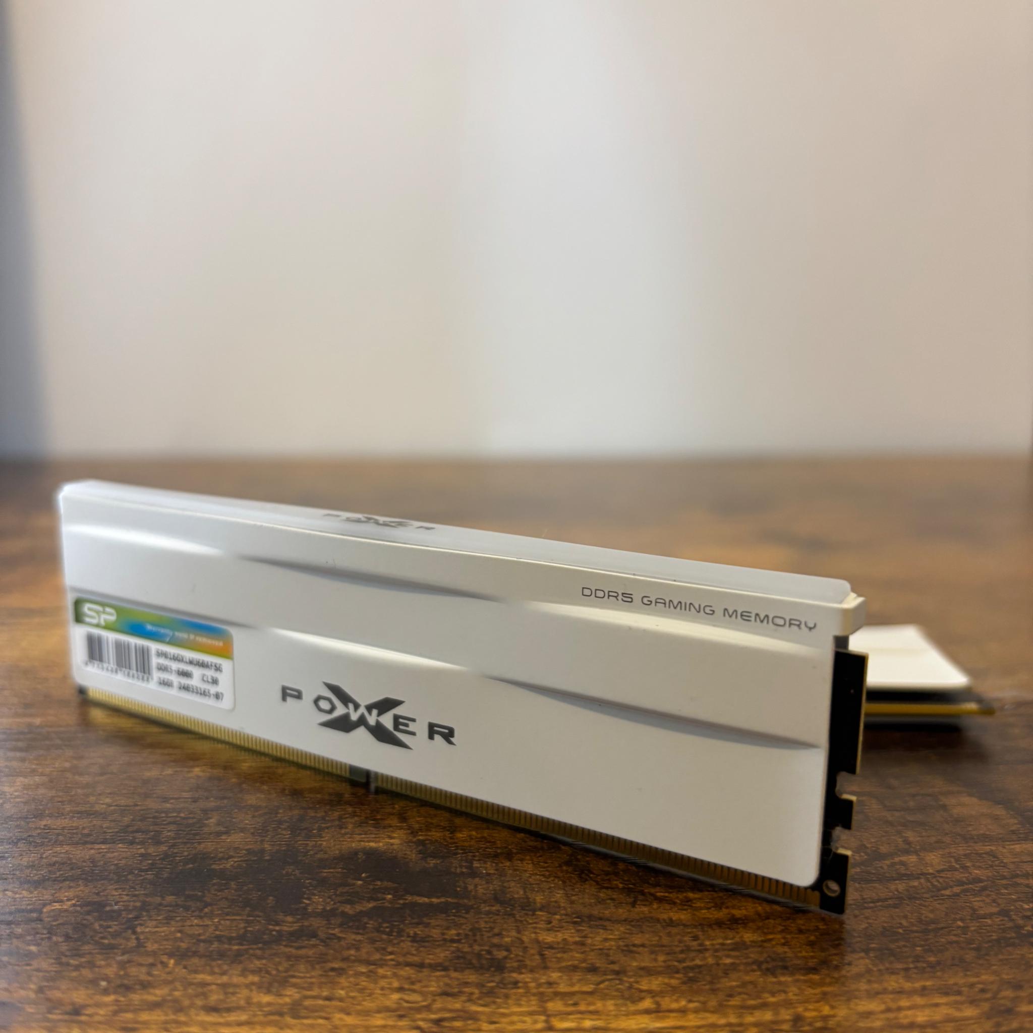 DDR5 RAM