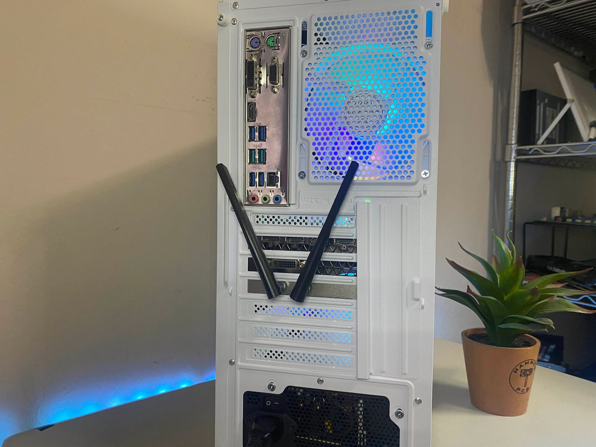 🧊Custom Built White RGB Gaming PC🧊| GTA 1070 Ti, Ryzen 5, Win11, 1TB SSD | Fortnite, CoD, more!