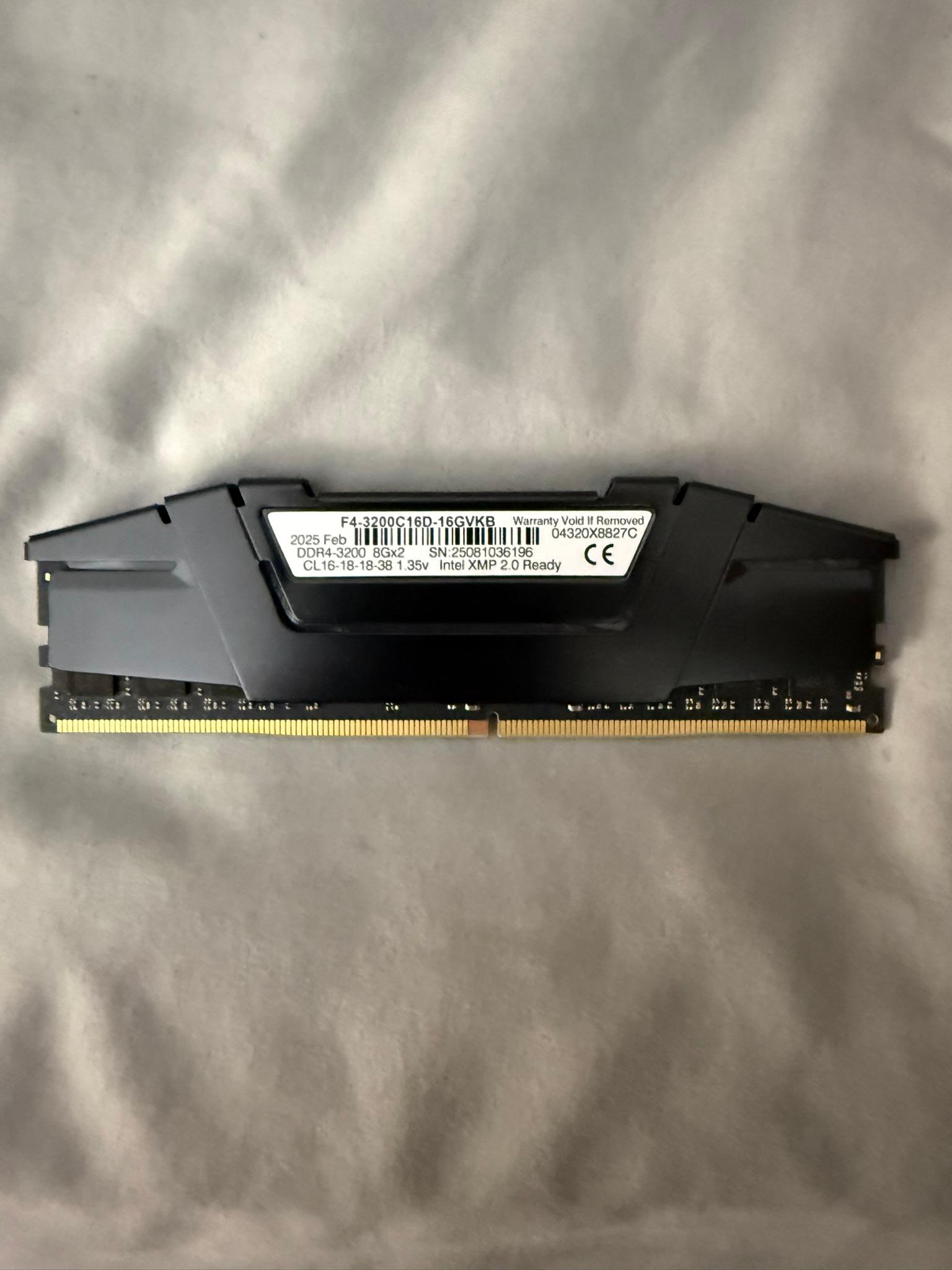 G.SKILL Ripjaws Series 16GB (2 x 8GB) 260-Pin DDR4-3200
