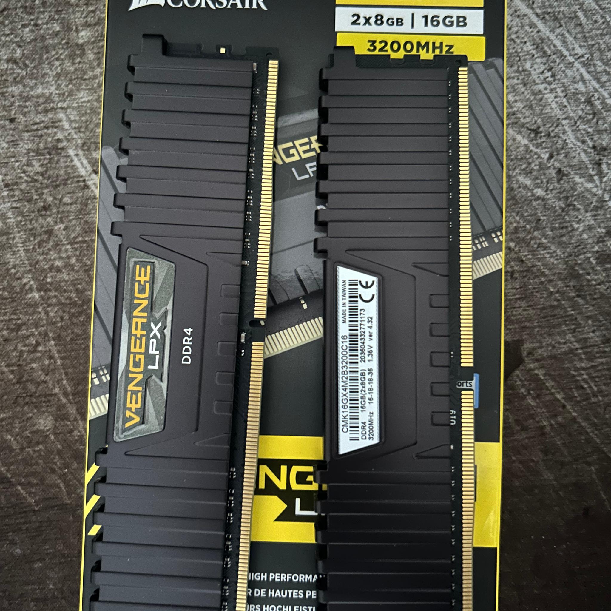 Corsair Vengeance LPX 16GB (2X8GB) DDR4 3200 MHz