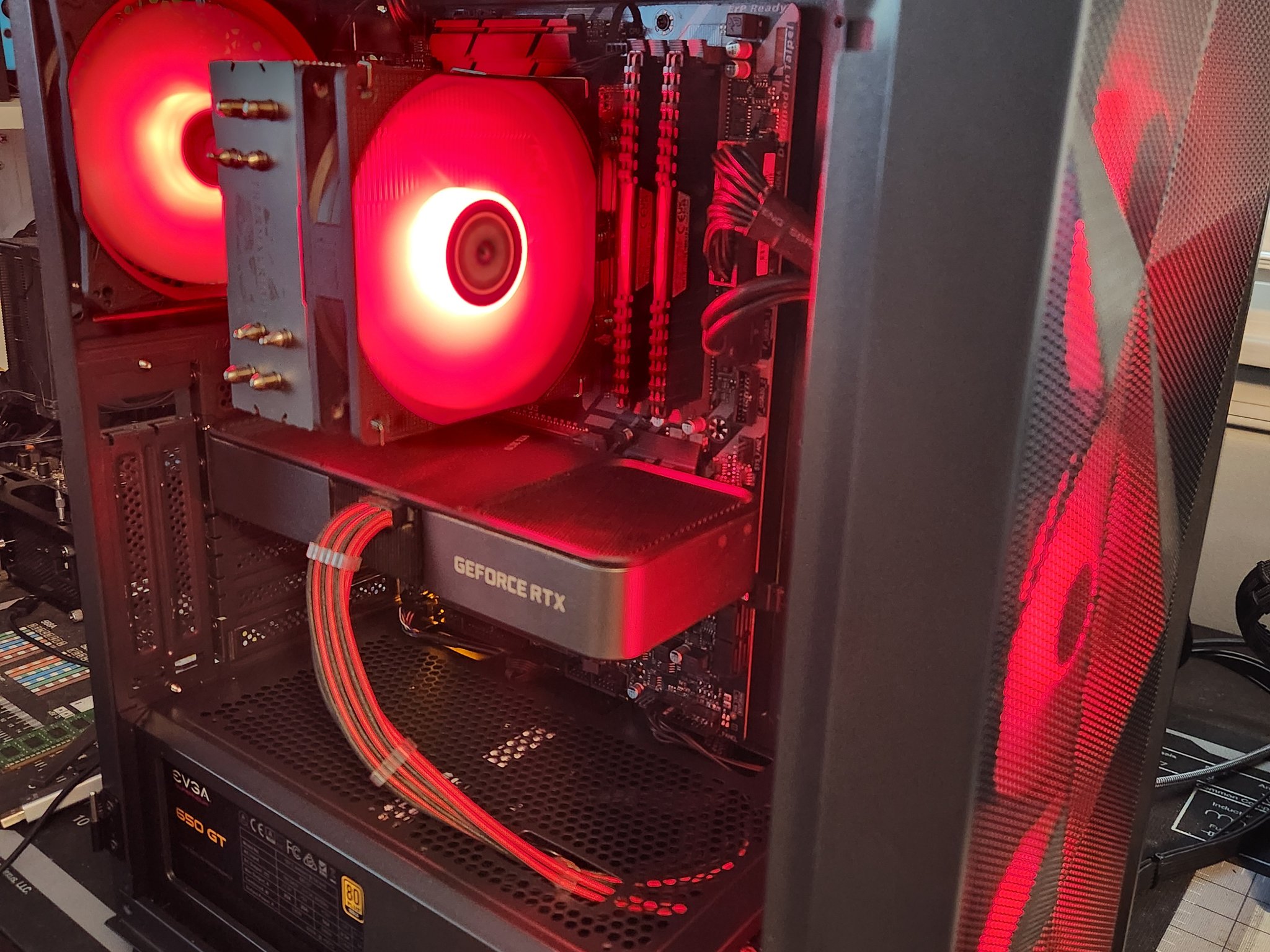 THE RED MONSTER V RTX 3070 fe /Intel I7 the perfect intro gaming/streaming pc!