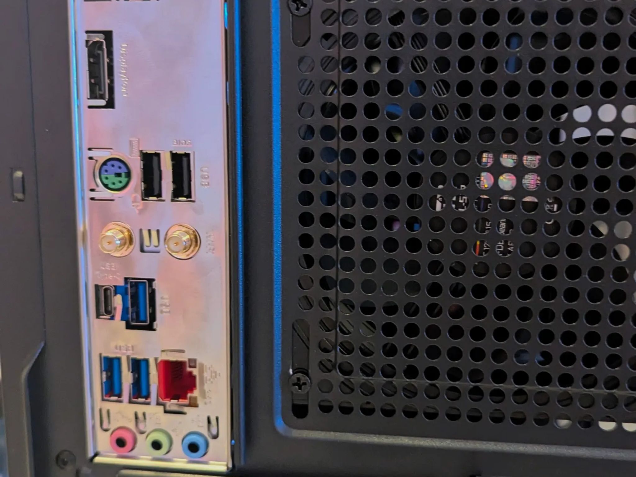 💨 Air Flow Dream PC💨  — RTX 5070 | Ryzen 9600X | 32GB DDR5 | 1TB SSD| 11 Fans !