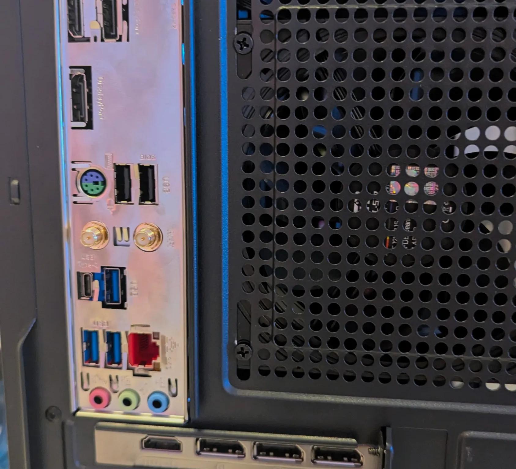 💨 Air Flow Dream PC💨  — RTX 5070 | Ryzen 9600X | 32GB DDR5 | 1TB SSD| 11 Fans !