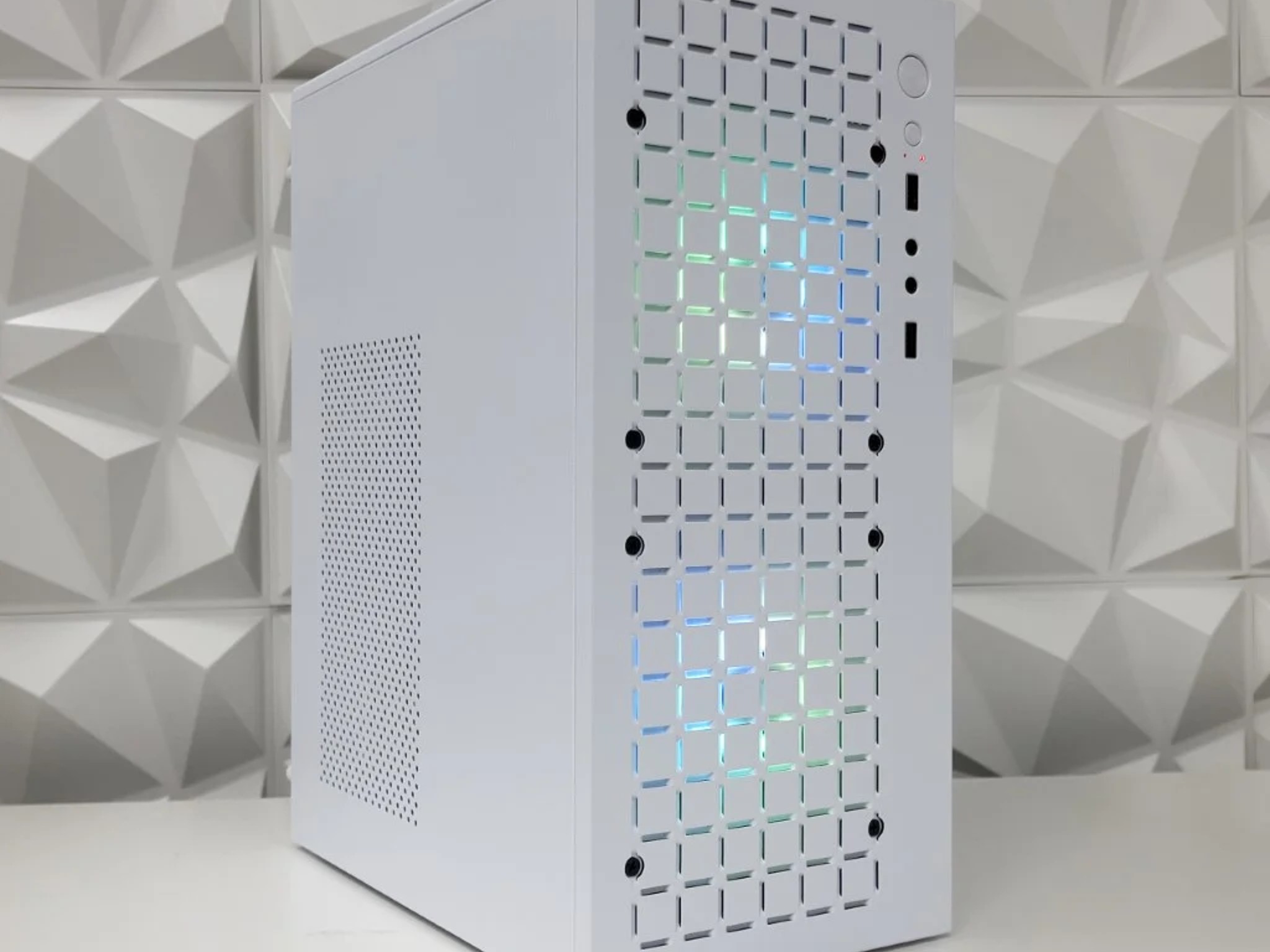 🏢The Optimite White Gaming PC🏢 GTX 1650 Super 4GB | i5-12400 | 16GB DDR4 | 512GB M.2 | Win 11 Home