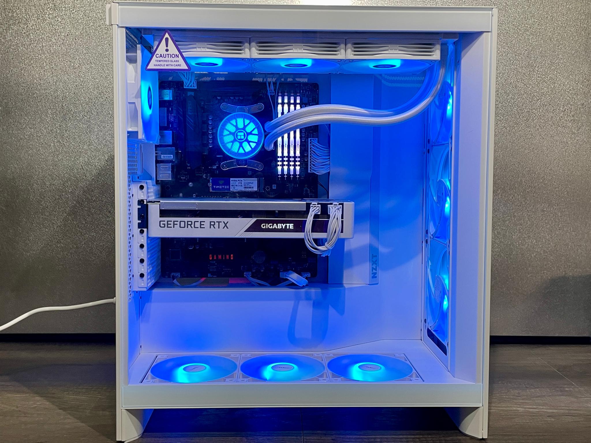 Water-Cooled Gaming PC / AMD Ryzen 5 5600X / RTX 3070 / 32GB DDR4 / 1TB / Windows 11 Pro