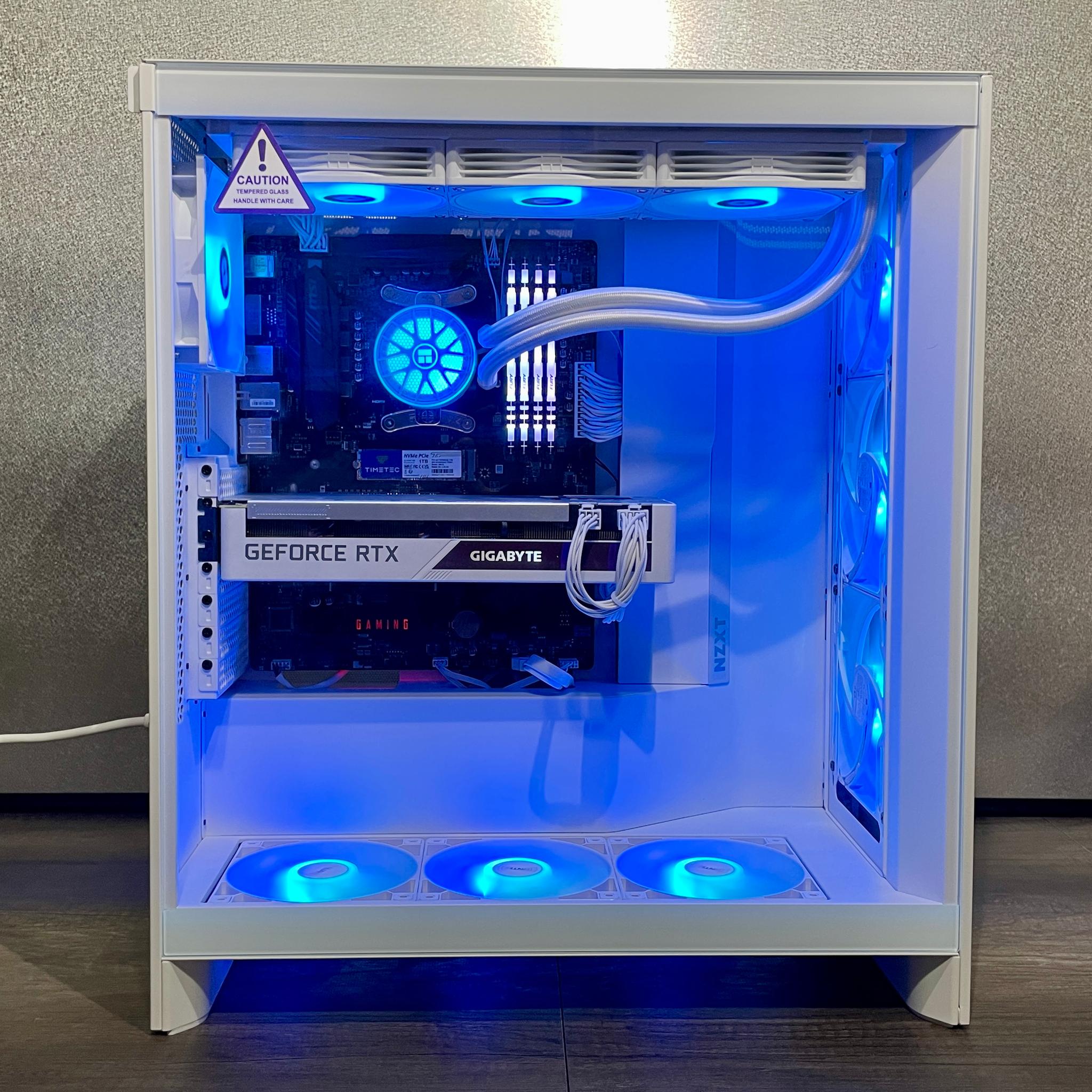 Water-Cooled Gaming PC / AMD Ryzen 5 5600X / RTX 3070 / 32GB DDR4 / 1TB / Windows 11 Pro