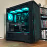 RX 7800XT 16GB | Ryzen 5 9600X | 1TB SSD | 32GB DDR5 6000MT/s | The Wingman RX