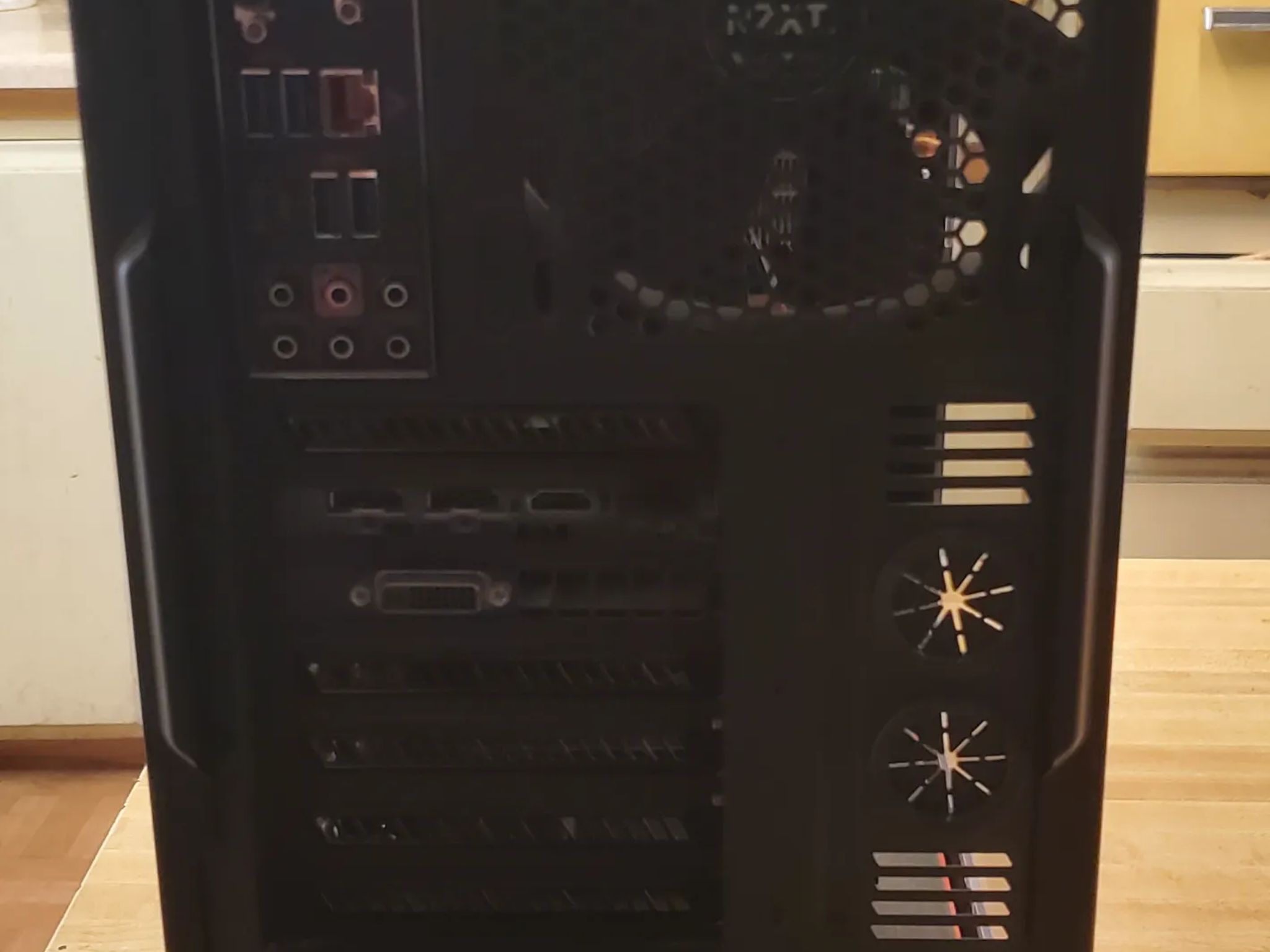 I7-4790k x GTX 970 Budget Gaming Computer
