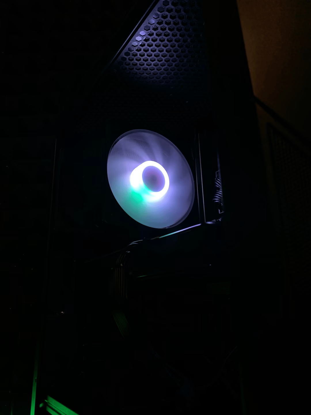 Link | i5 6600/RX 480 4GB Gaming PC FREE SHIPPING