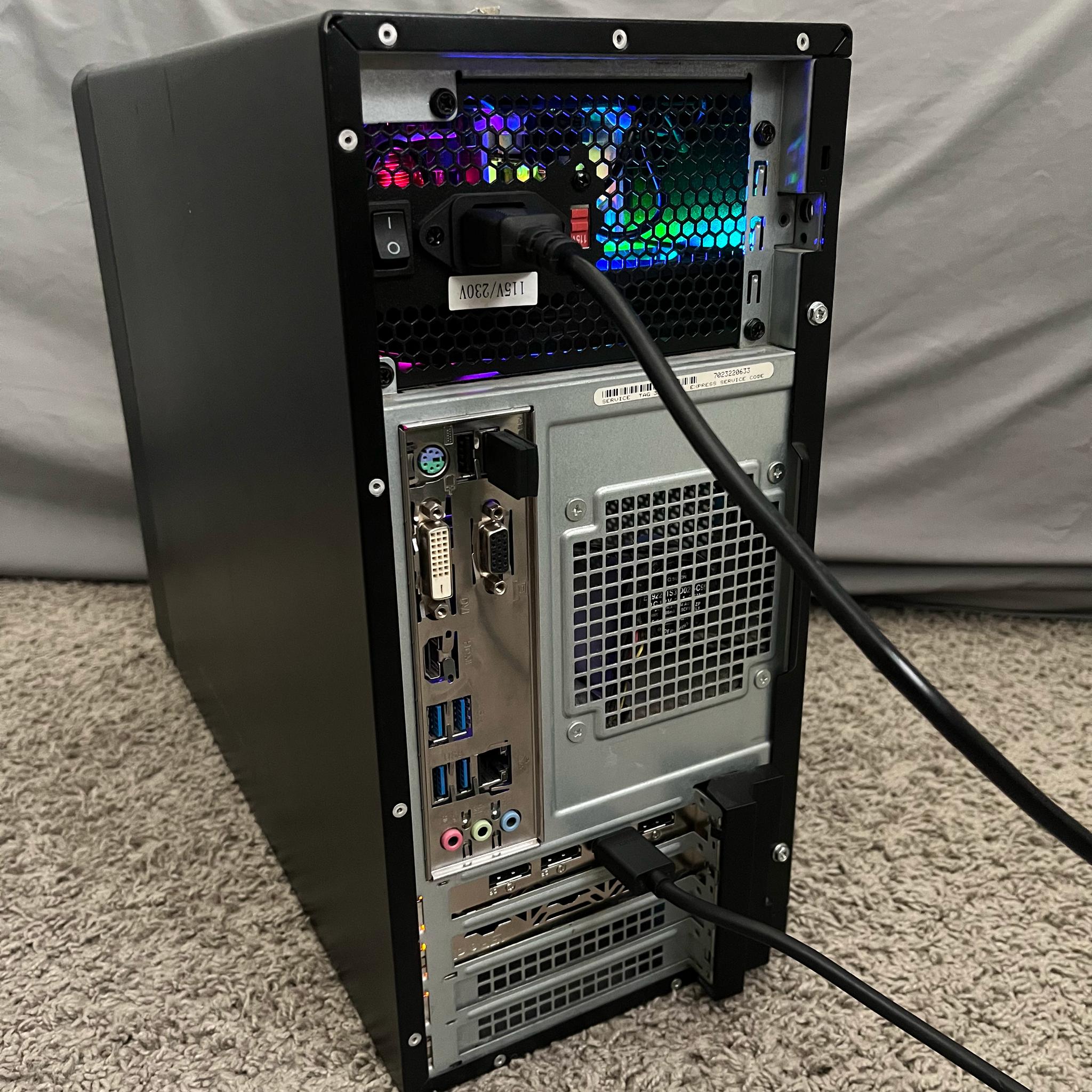 READ DESCRIPTION | SLEEPER GAMING PC | I7-8700, RX 6600, 1.25TB SSD+HDD, 16GB RAM