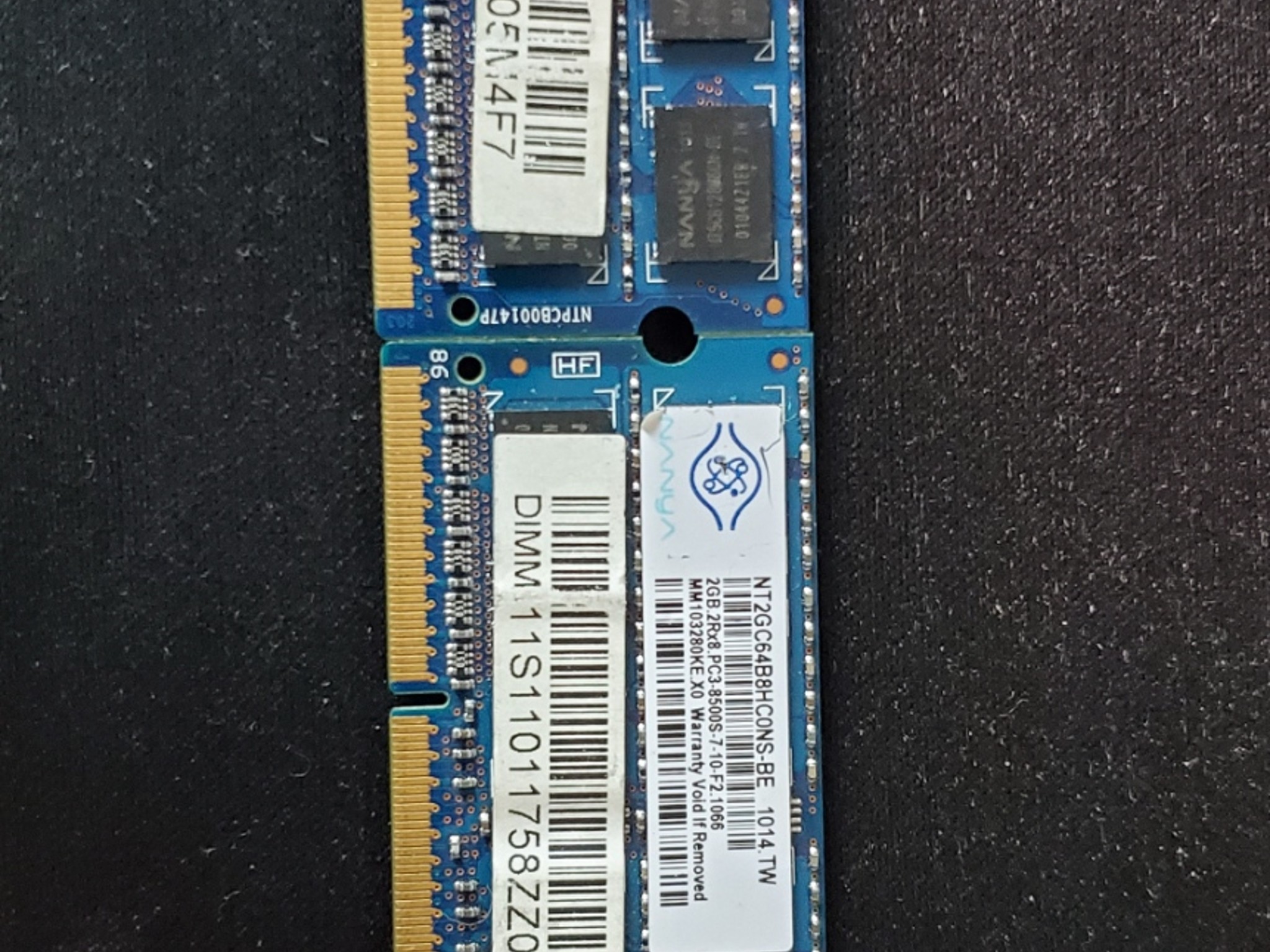 Nanya 2GB PC3-8500 DDR3-1066MHz non-ECC Unbuffered CL7 204-Pin SoDimm Dual Rank Memory Module