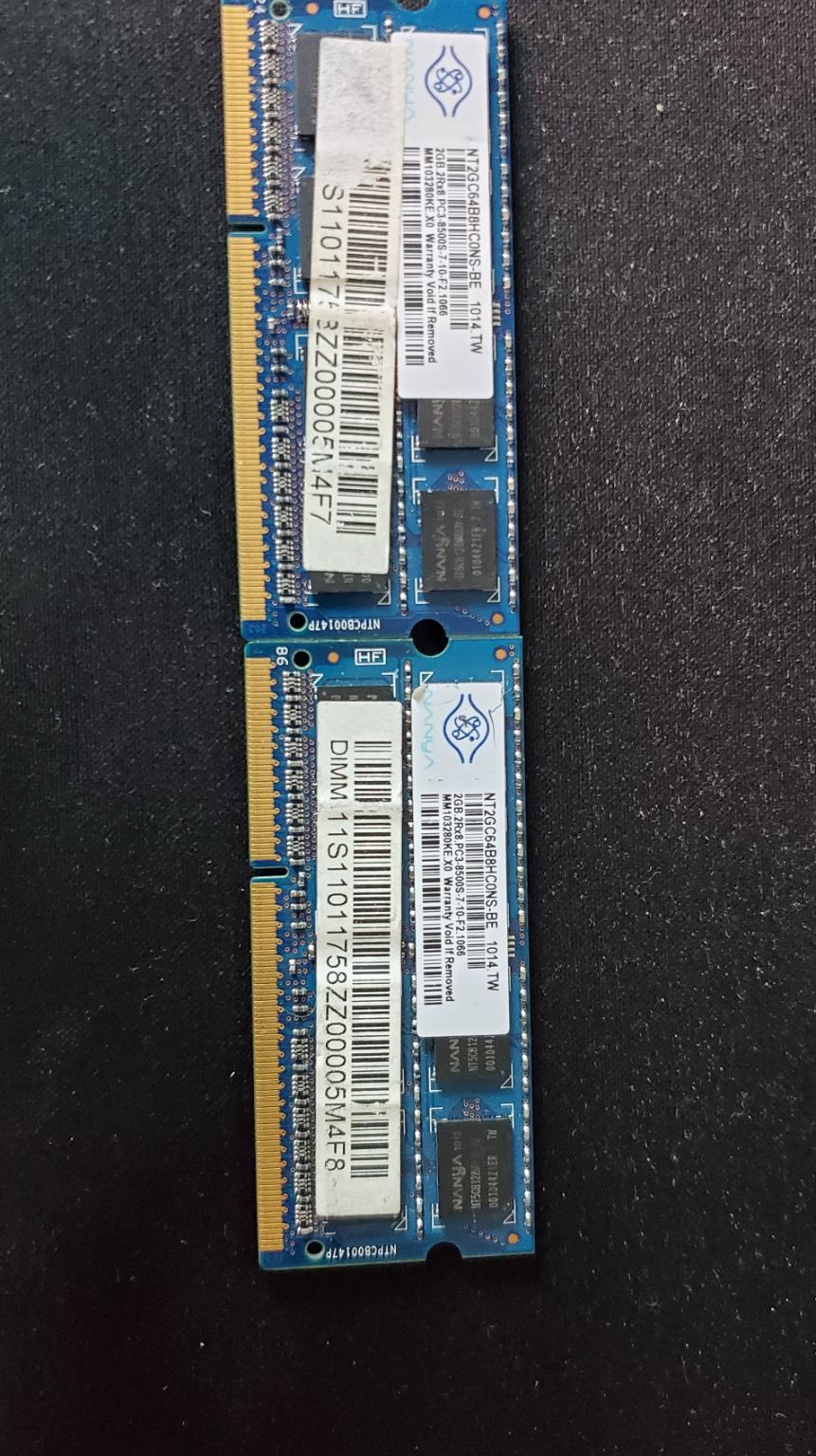 Nanya 2GB PC3-8500 DDR3-1066MHz non-ECC Unbuffered CL7 204-Pin SoDimm Dual Rank Memory Module