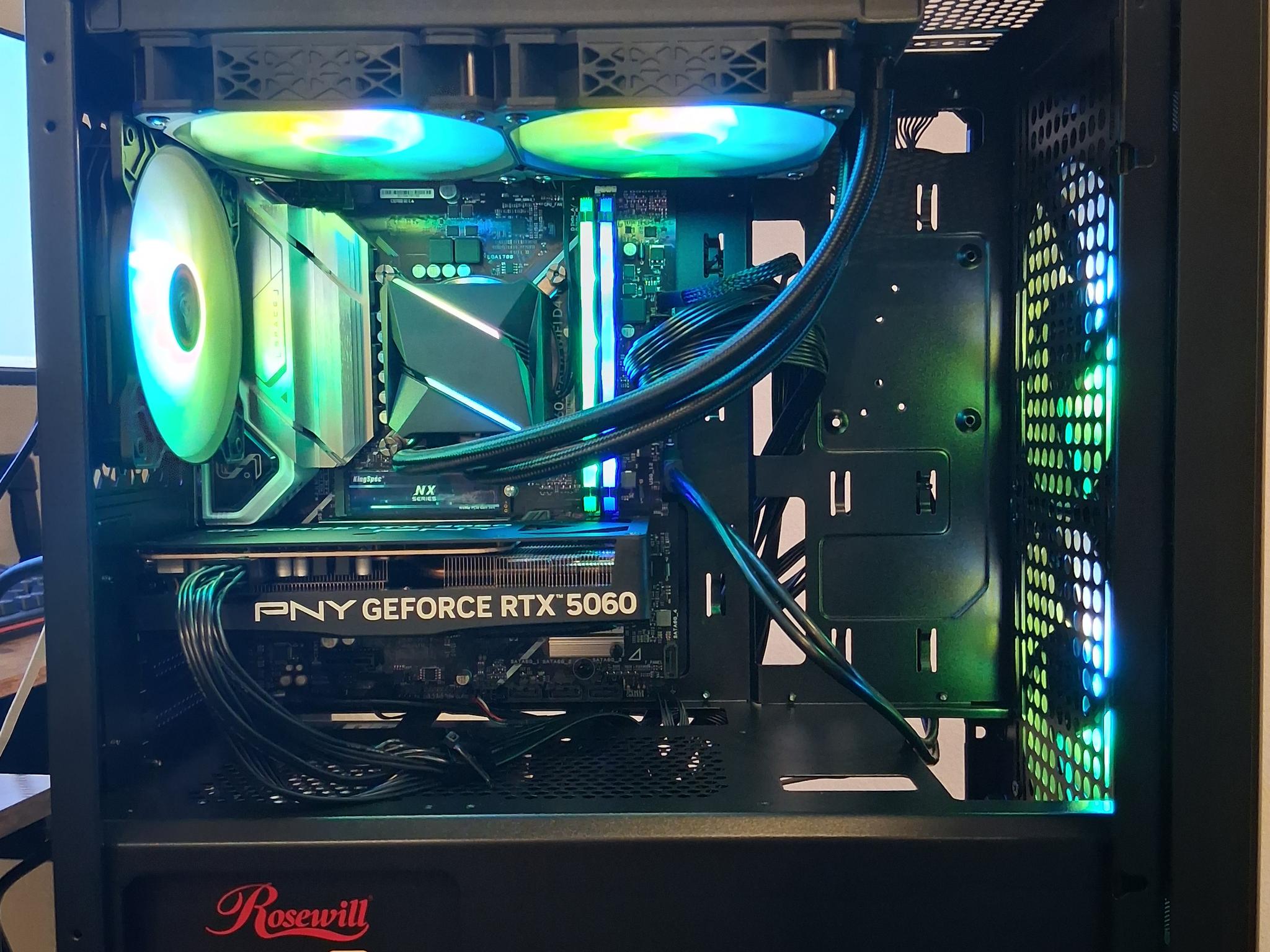 Intel i5 12400f / PNY RTX 5060 OC 8GB/ 32gb of Ram