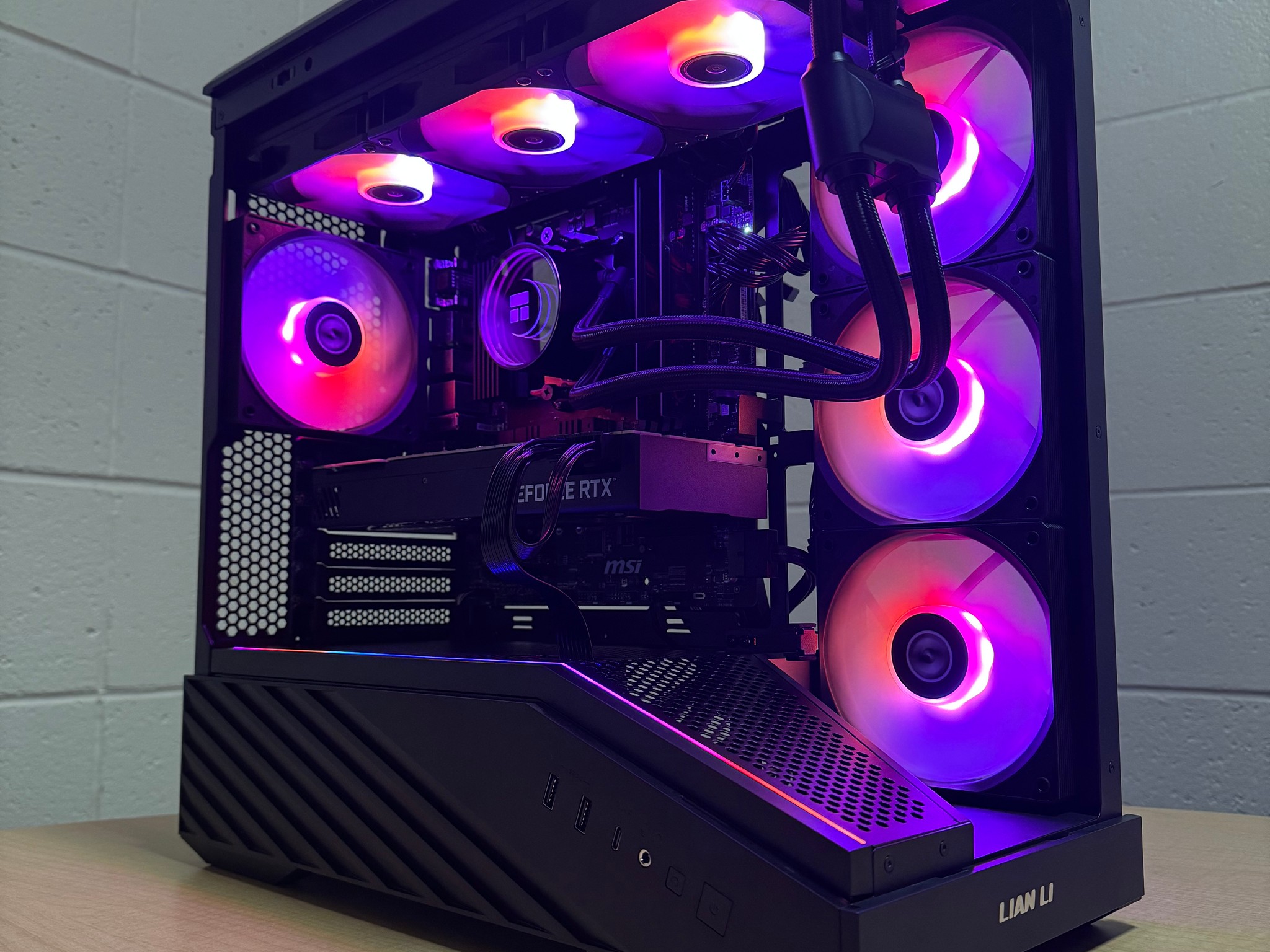 🚀 Gaming PC | RTX 2080 Ti 11GB | 32GB RAM | 1TB Samsung 980 Pro | WiFi/BT