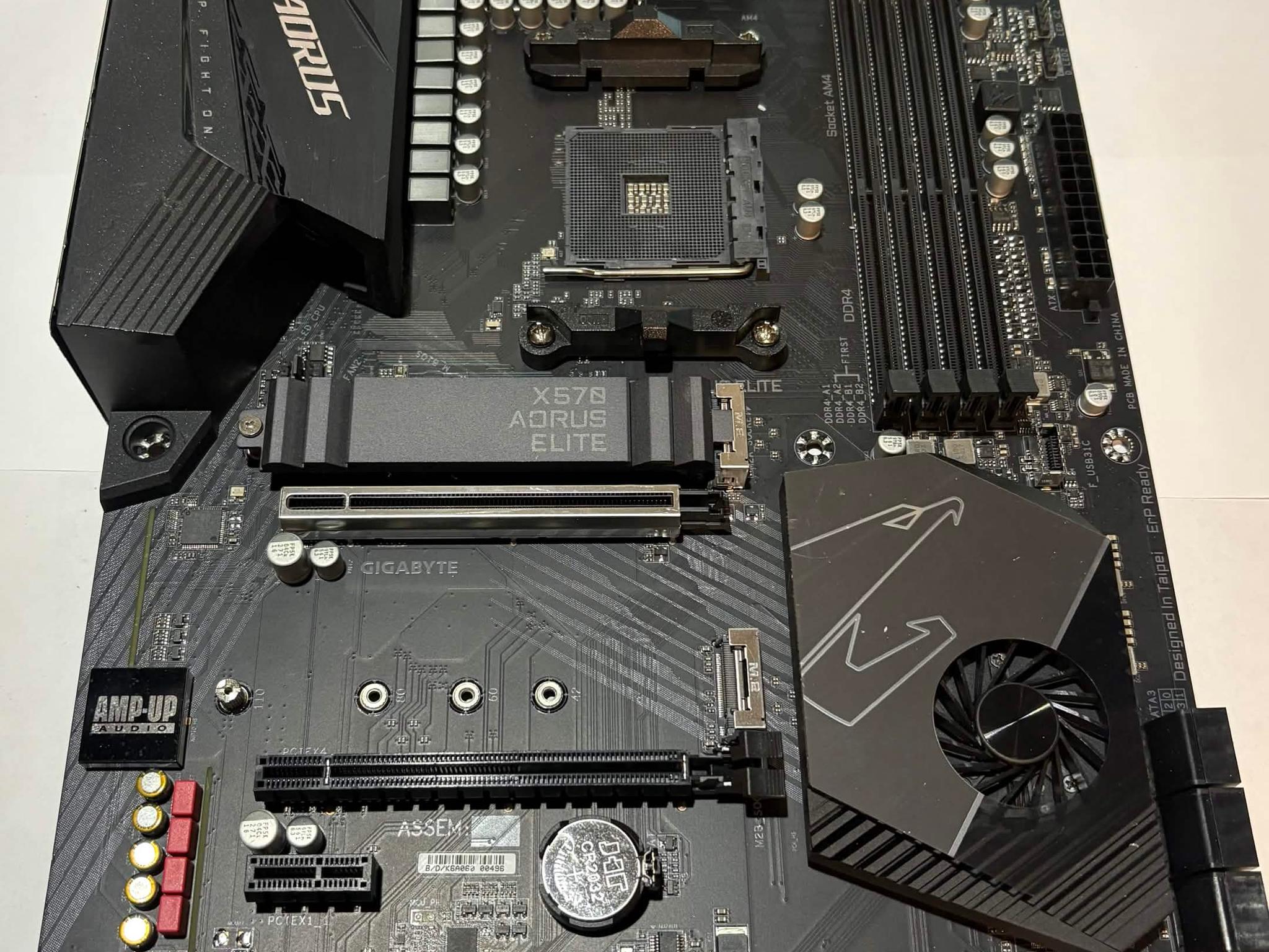 Gigabyte AORUS X570 Elite AM4 Motherboard Tested Working