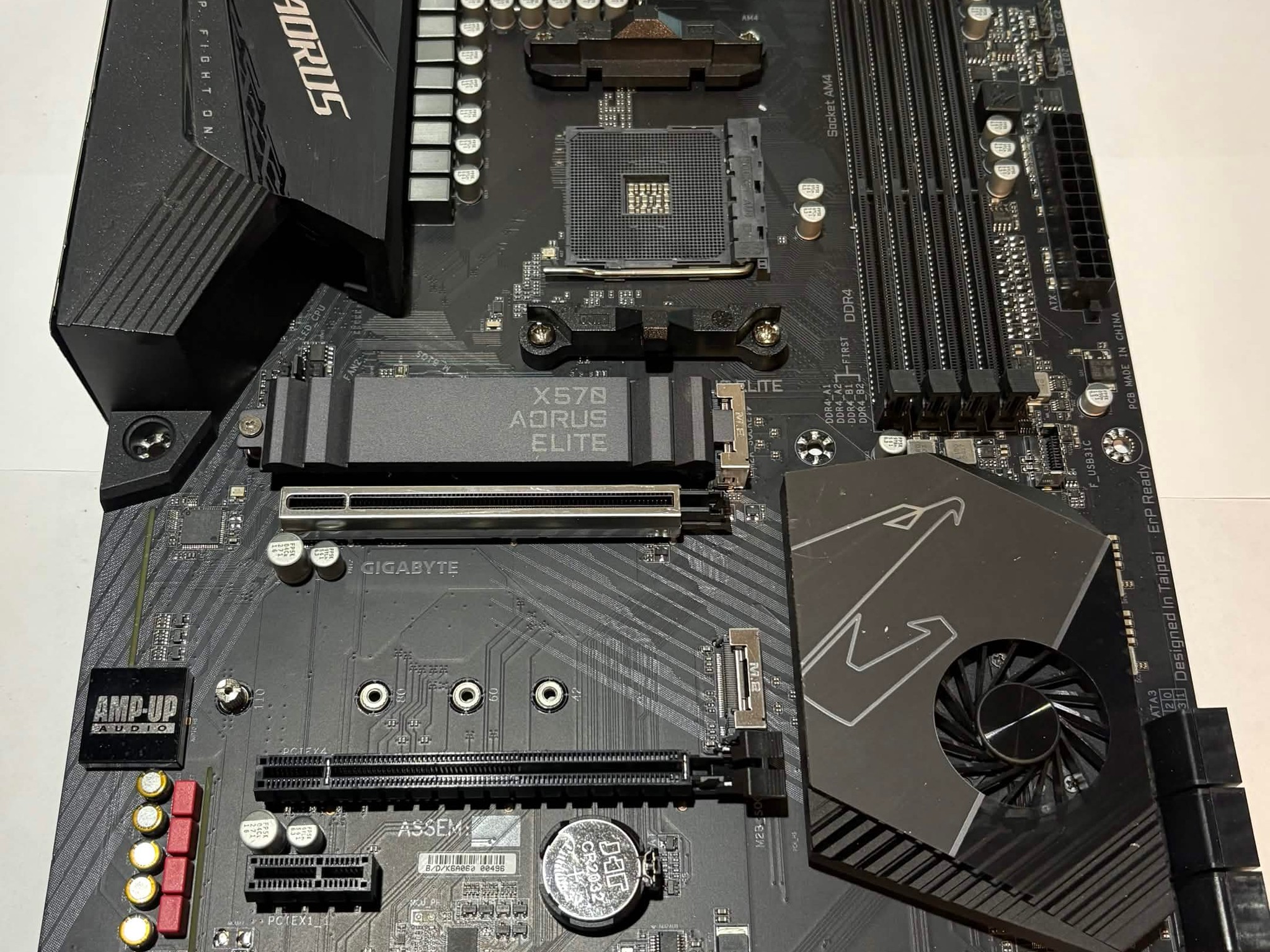 Gigabyte AORUS X570 Elite AM4 Motherboard Tested Working