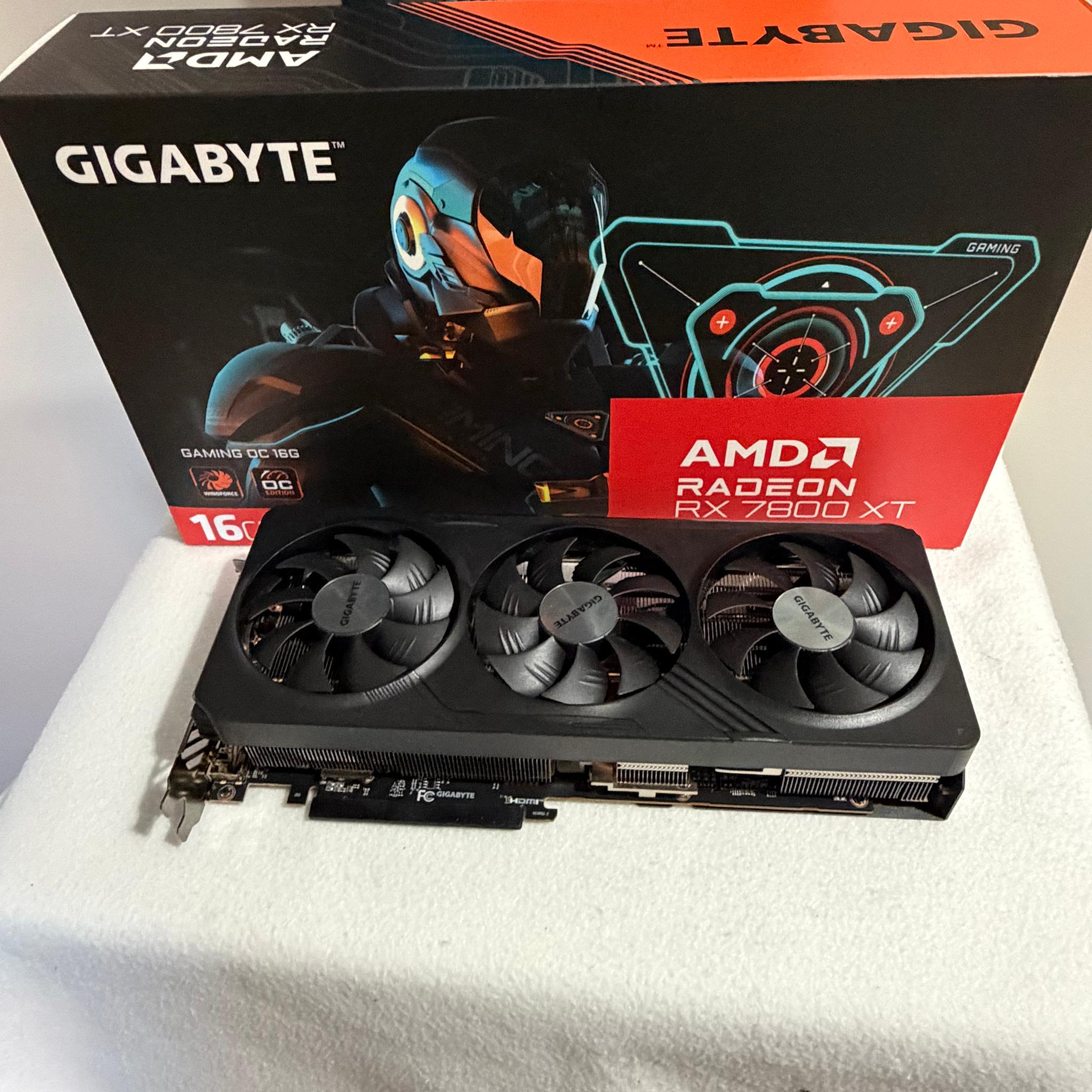 Gigabyte Radeon RX 7800 XT GAMING OC 16G