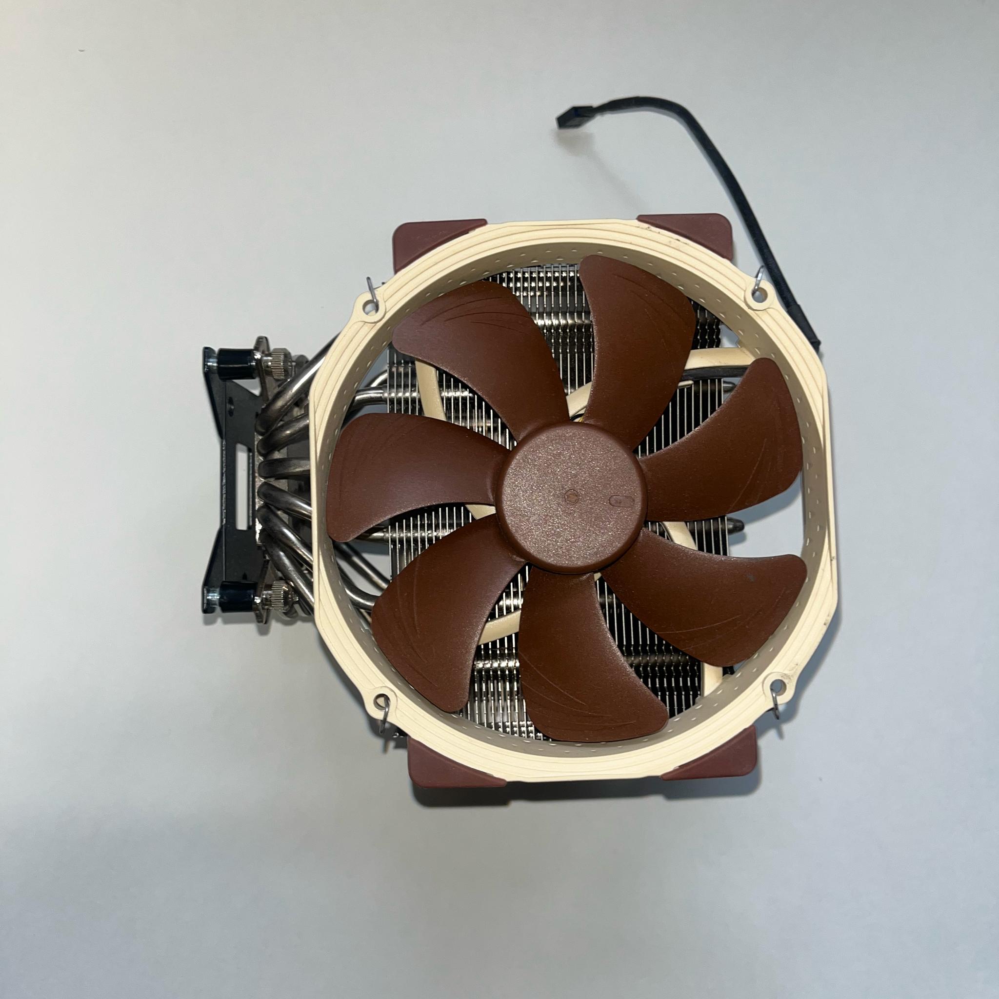 Noctua NH-D15, Premium CPU Cooler with 1X NF-A15 PWM 140mm Fans (Brown)