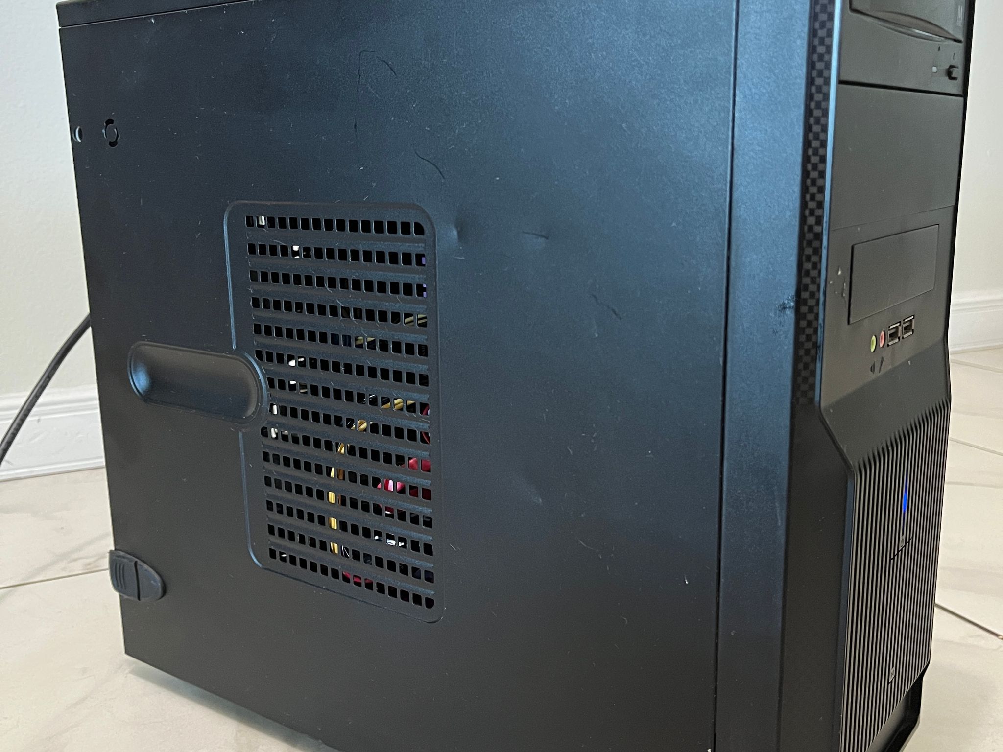 NVIDIA RTX 3050, Intel i7-7700, 16GB RAM, 500GB SSD - Gaming PC w/Wi-Fi, BT