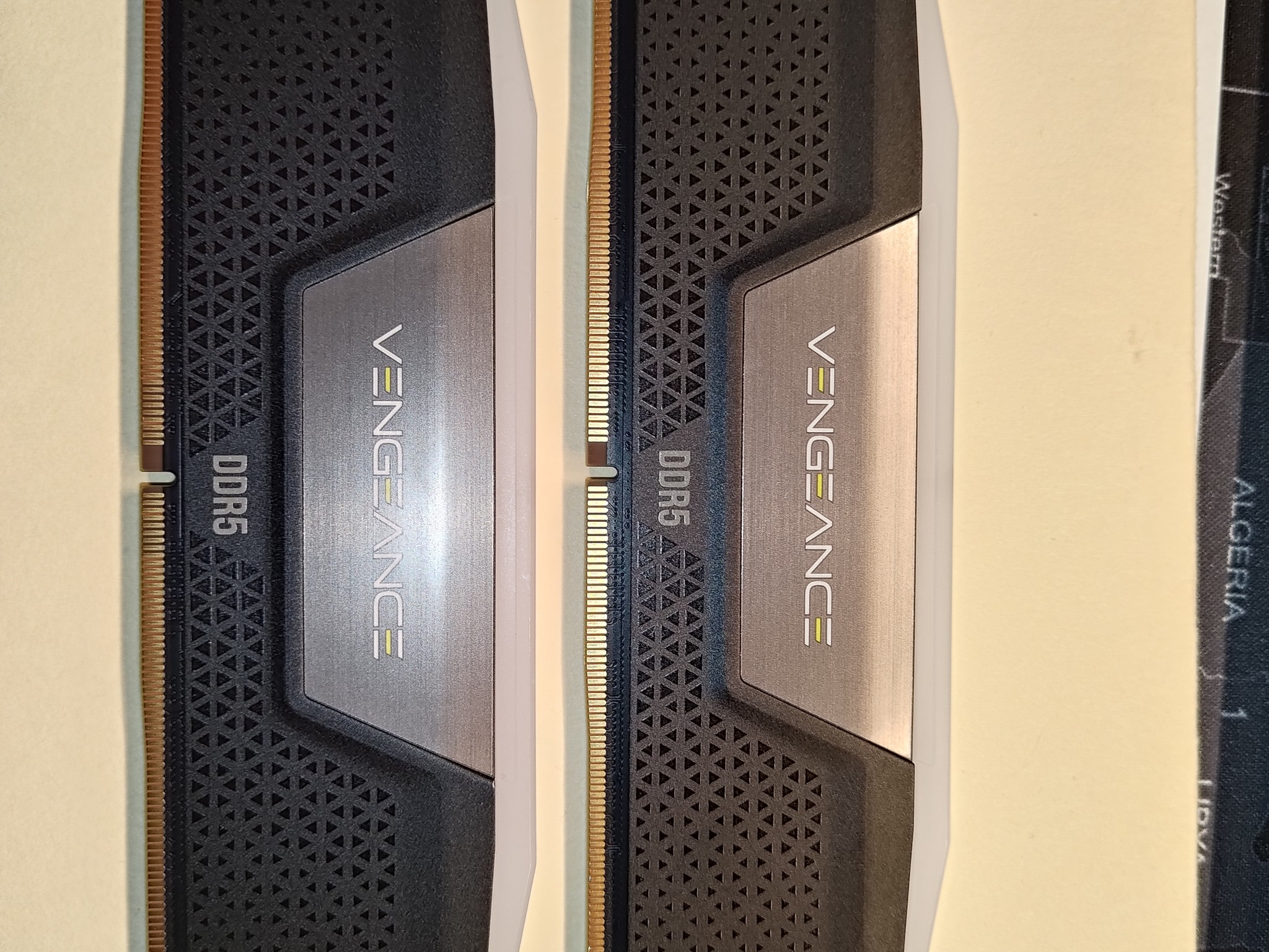 CORSAIR Vengeance RGB 32GB (2 x 16GB) 288-Pin PC RAM DDR5 6400