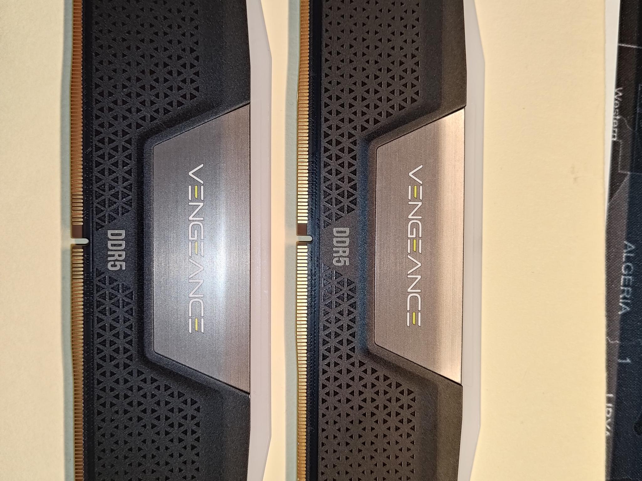 CORSAIR Vengeance RGB 32GB (2 x 16GB) 288-Pin PC RAM DDR5 6400