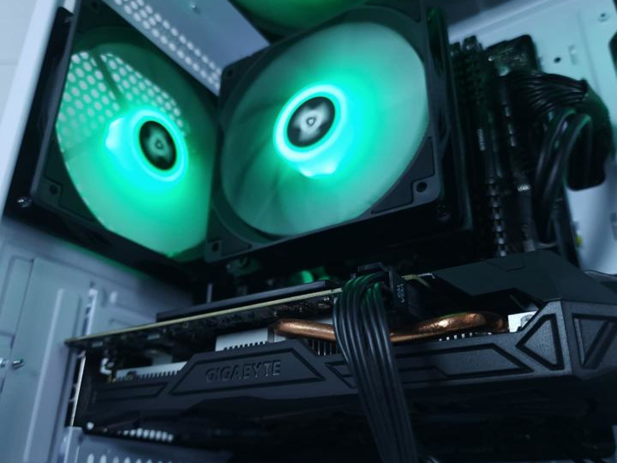 🤍GTX 1060 6GB ● Ryzen 3 3200G ● 1080p Gaming Computer
