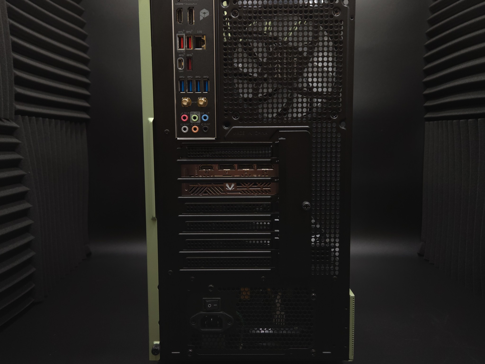 Custom Matcha Gaming PC | RTX 5060 | Ryzen 7 8700F | 32GB DDR5 | 1TB SSD