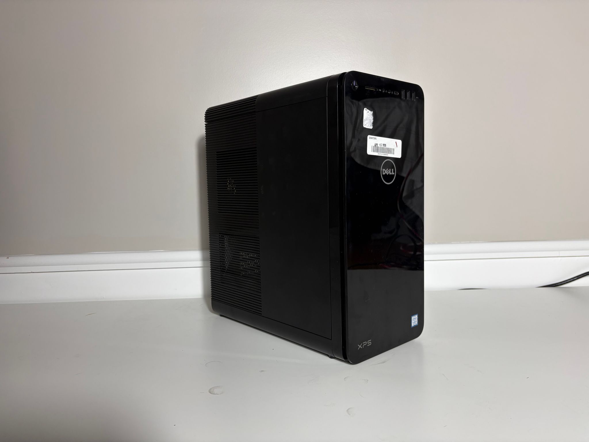 //XPS Gaming PC// - Core i7 8700, GTX 1660, 16GB Ram, 512GB SSD