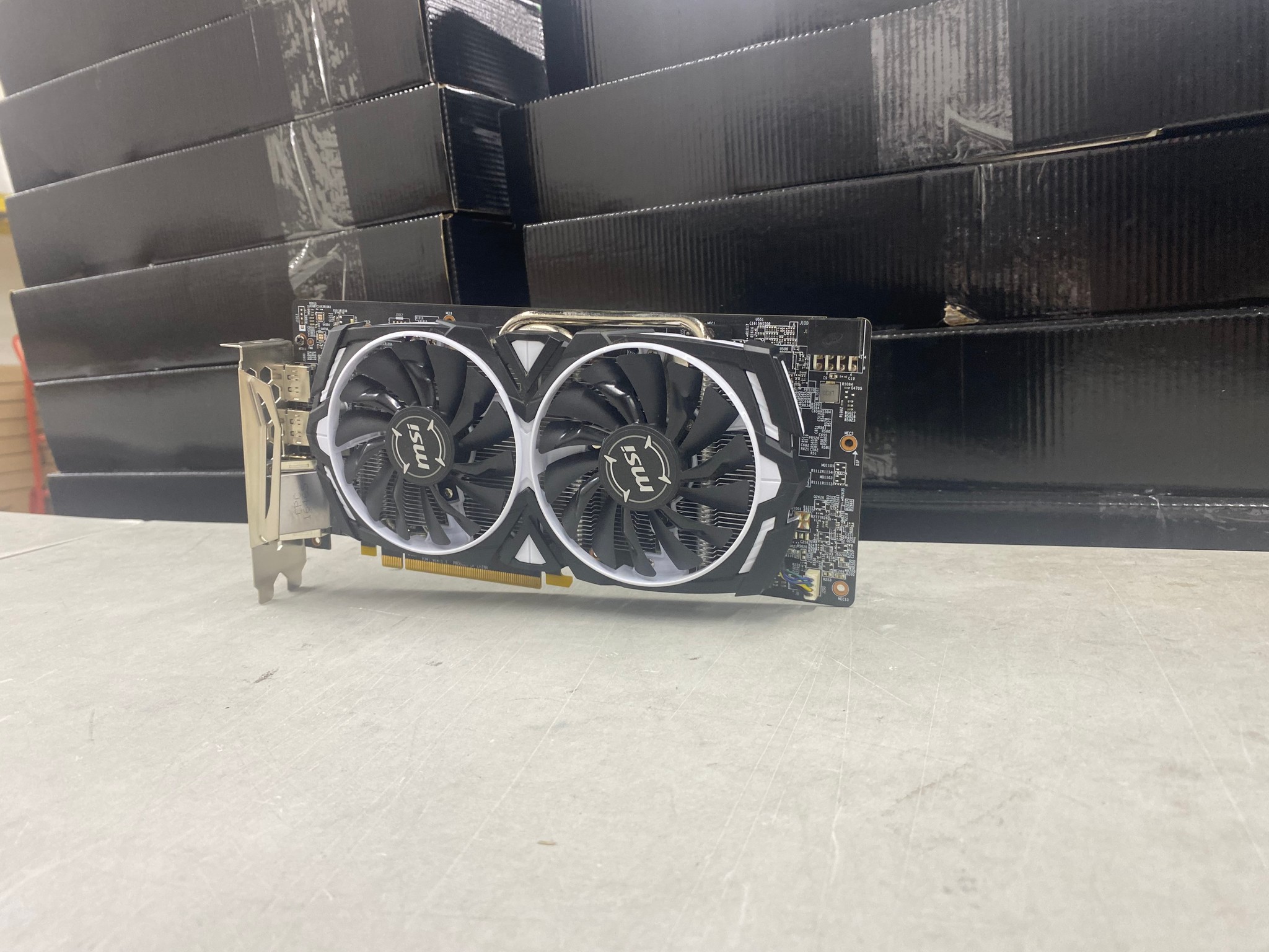 MSI Radeon RX 480 ARMOR 4G OC 4GB GDDR5 Graphics Card