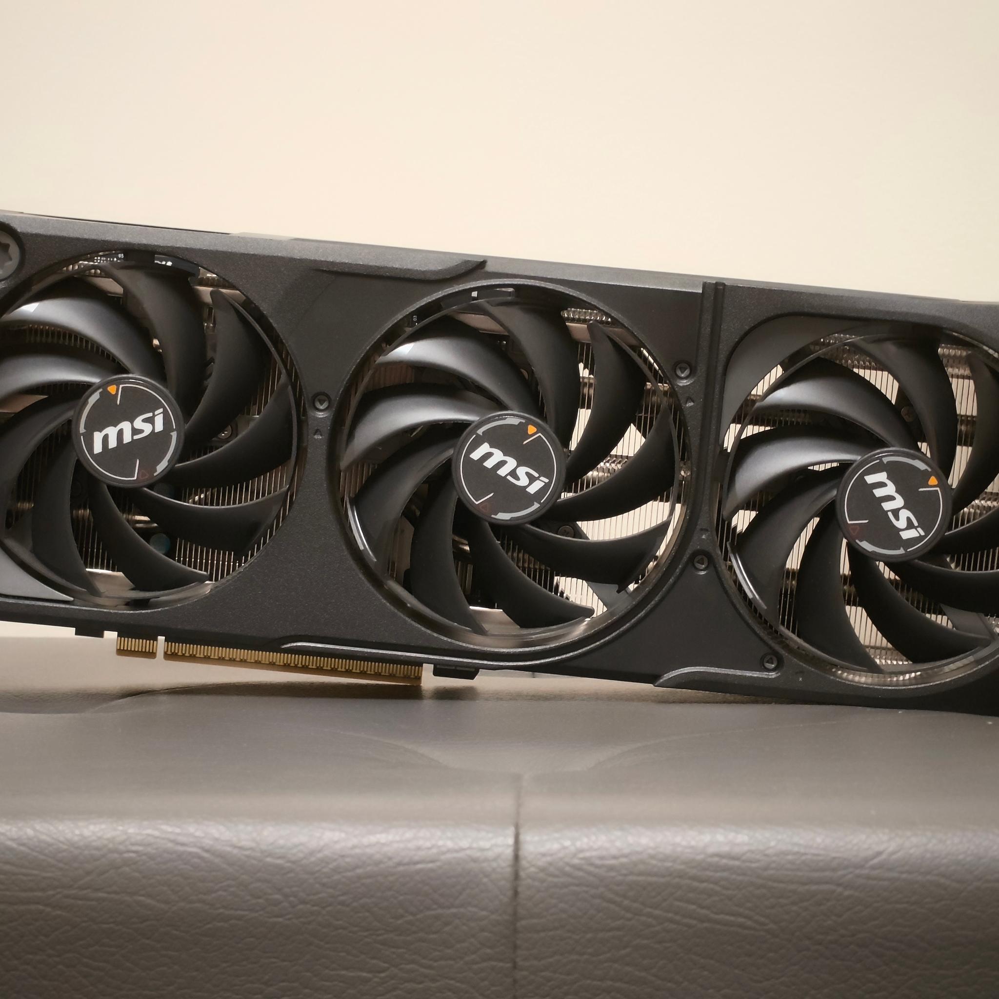 MSI GeForce RTX 5070 12G SHADOW 3X OC