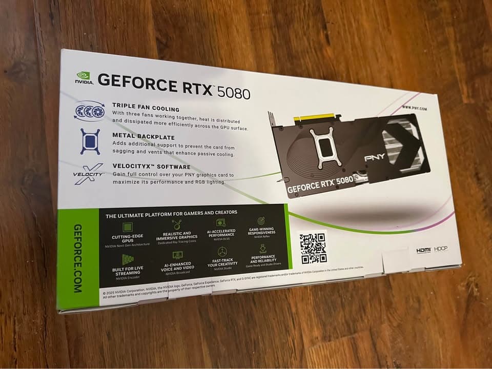 PNY - GeForce RTX 5080 16GB OC GDDR7 Triple Fan