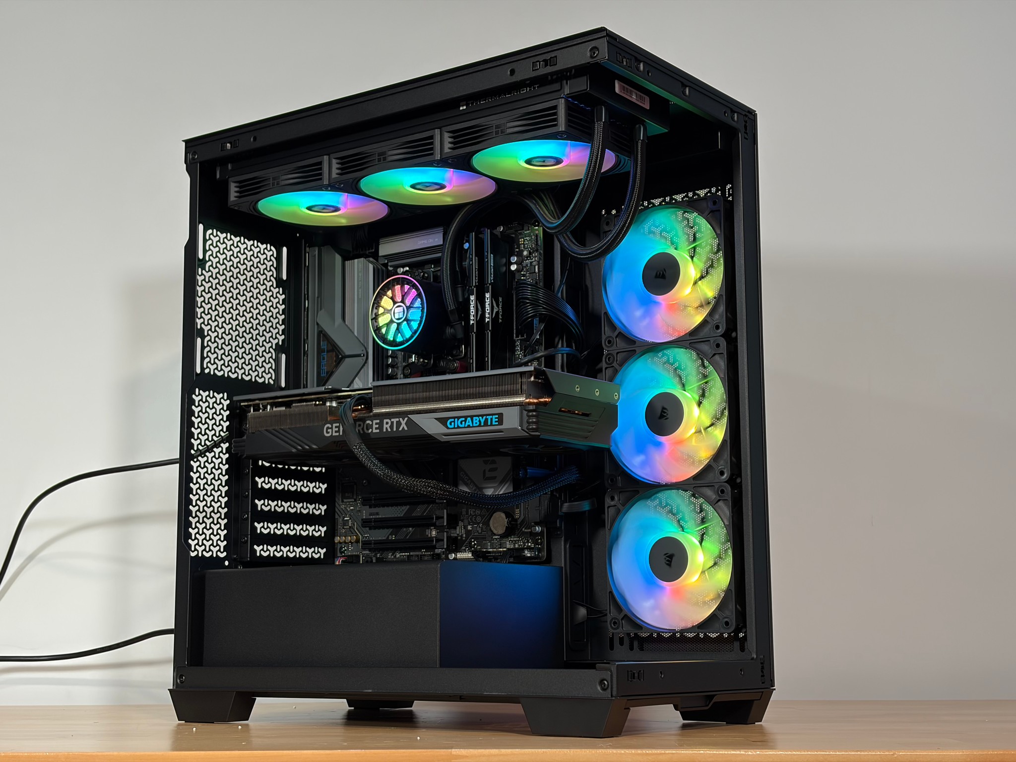 RTX 4070ti Ryzen 5 7600x3d Gaming PC
