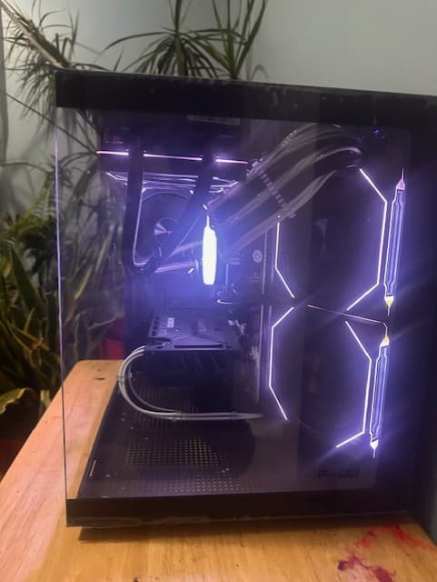 Ryzen 5 7600x|Rtx4060|32g DDR5 6000Mhz|B650|1TB Gen4 M.2|850W PSU|Sama 240 AIO|Prism Infinity Fans